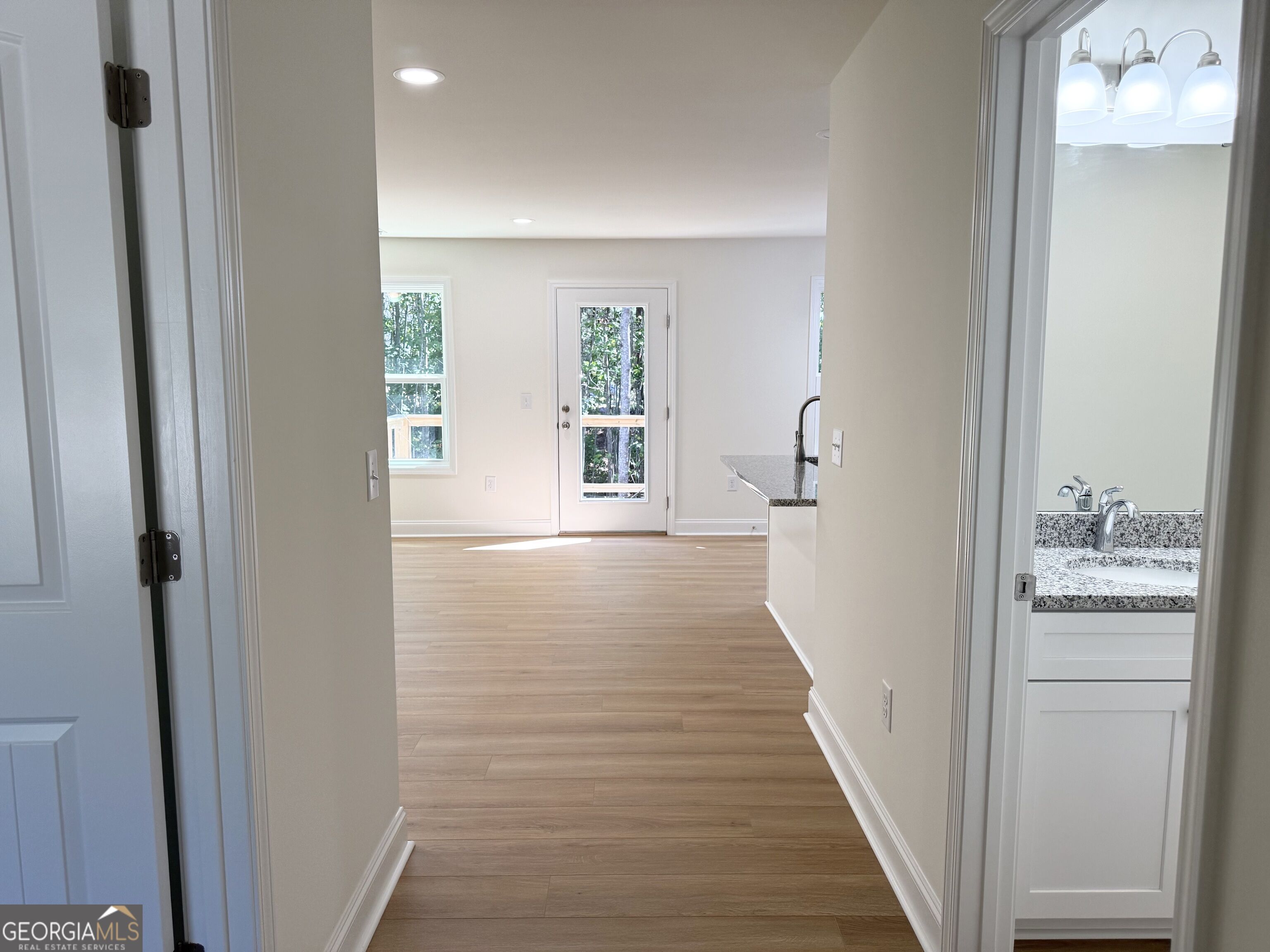 569 Day Star Lane Property Photo 14