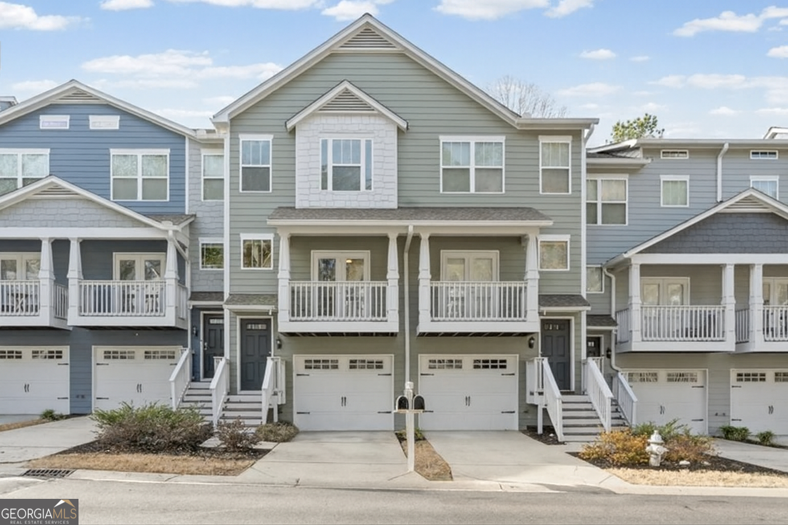 1057 Liberty Parkway NW Property Photo 1