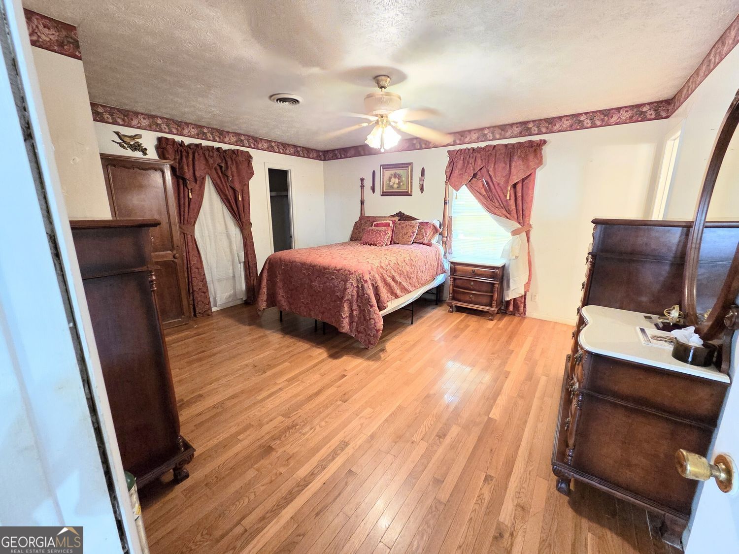 375 Arch Street Property Photo 22