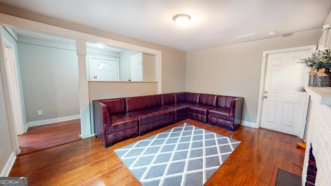 1860 North Avenue Nw Property Photo 5