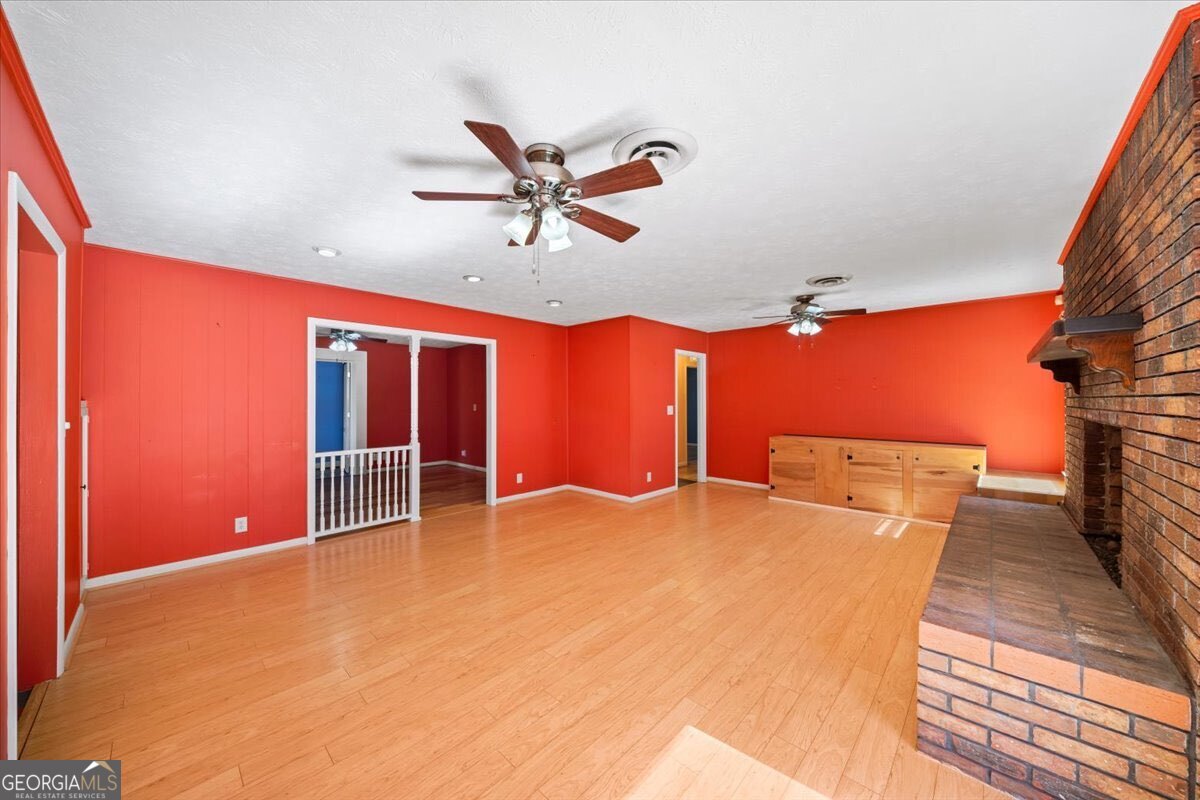 137 Meadow Wood Lane Property Photo 8