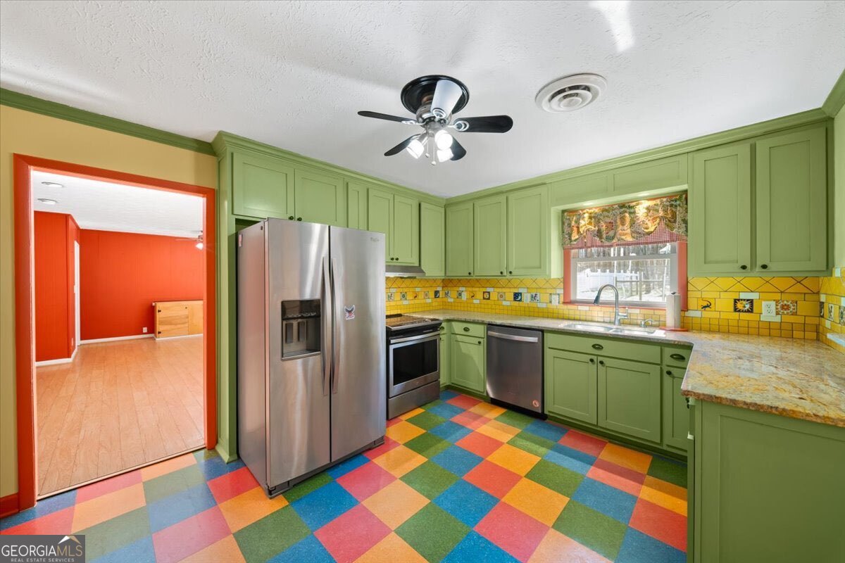 137 Meadow Wood Lane Property Photo 10