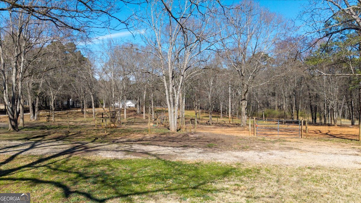 137 Meadow Wood Lane Property Photo 77