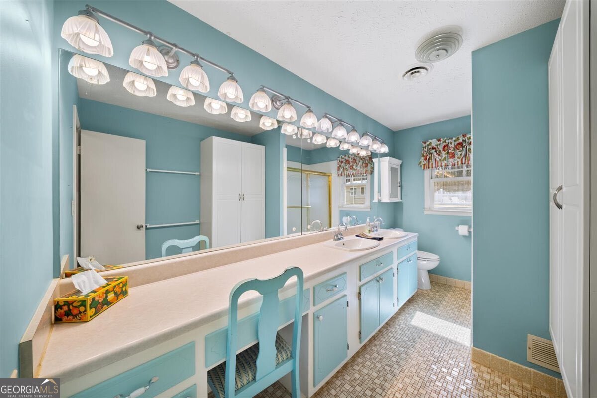137 Meadow Wood Lane Property Photo 110
