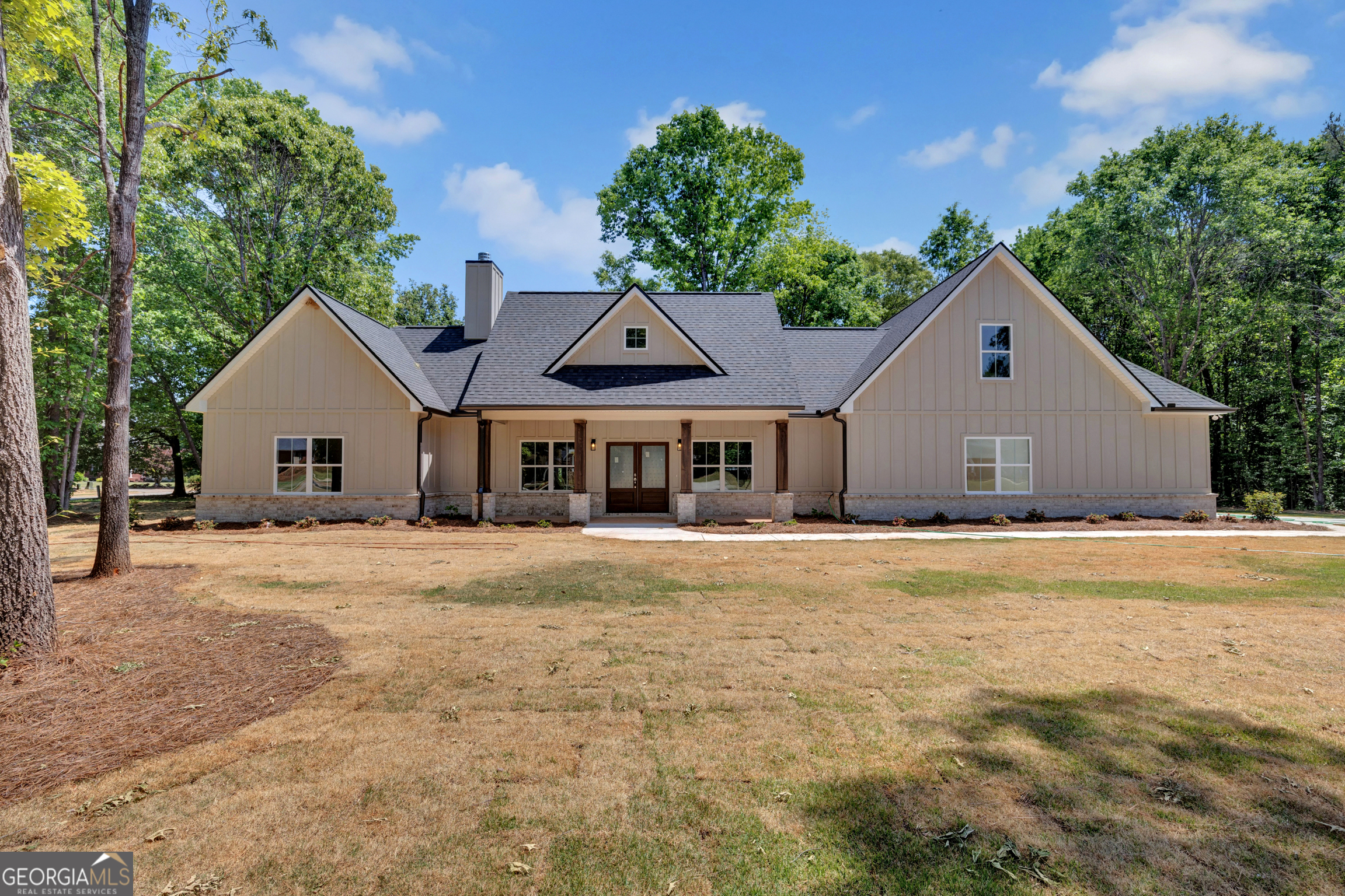 108 Woodcrest Drive Property Photo 1