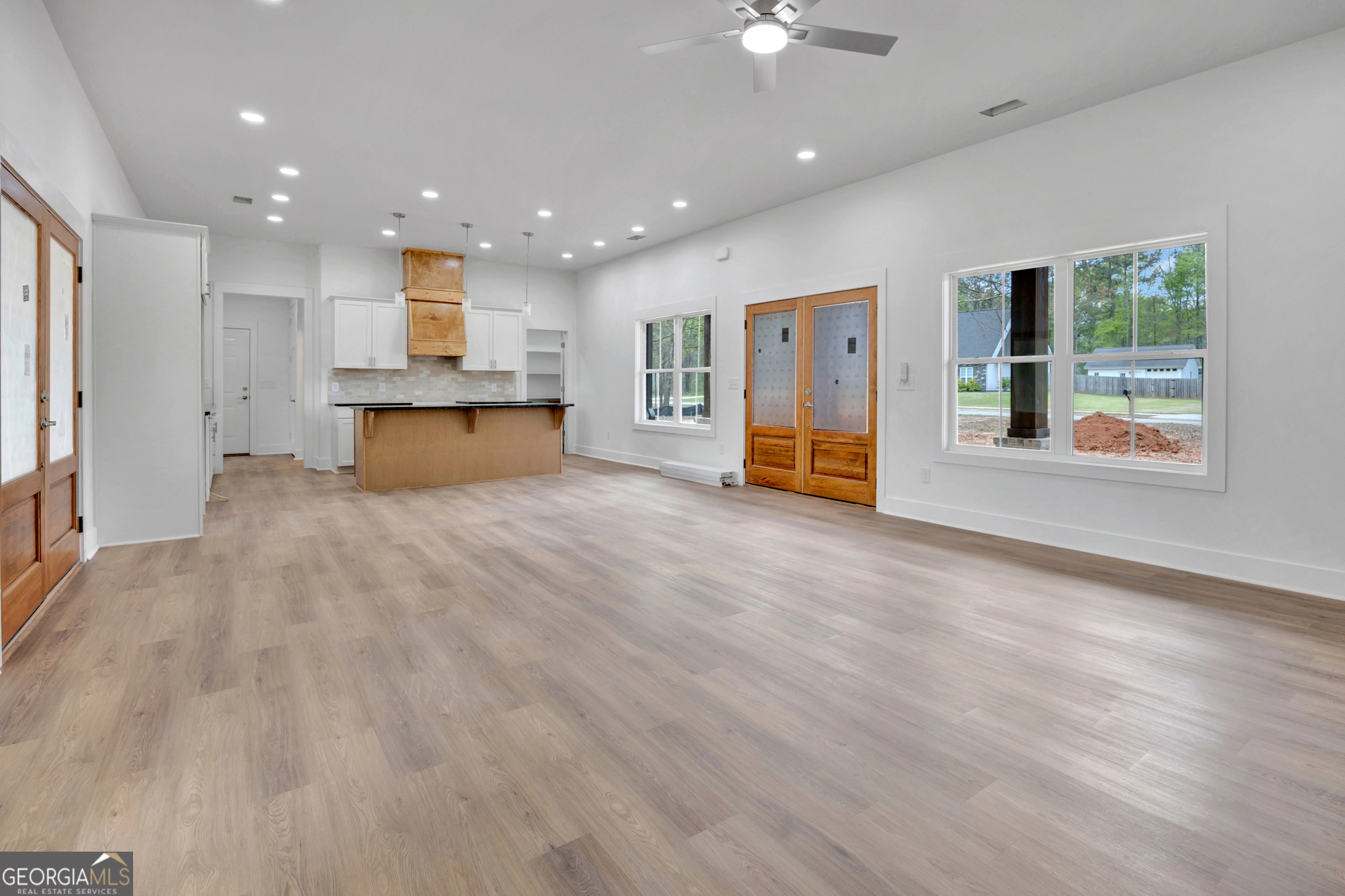 108 Woodcrest Drive Property Photo 7