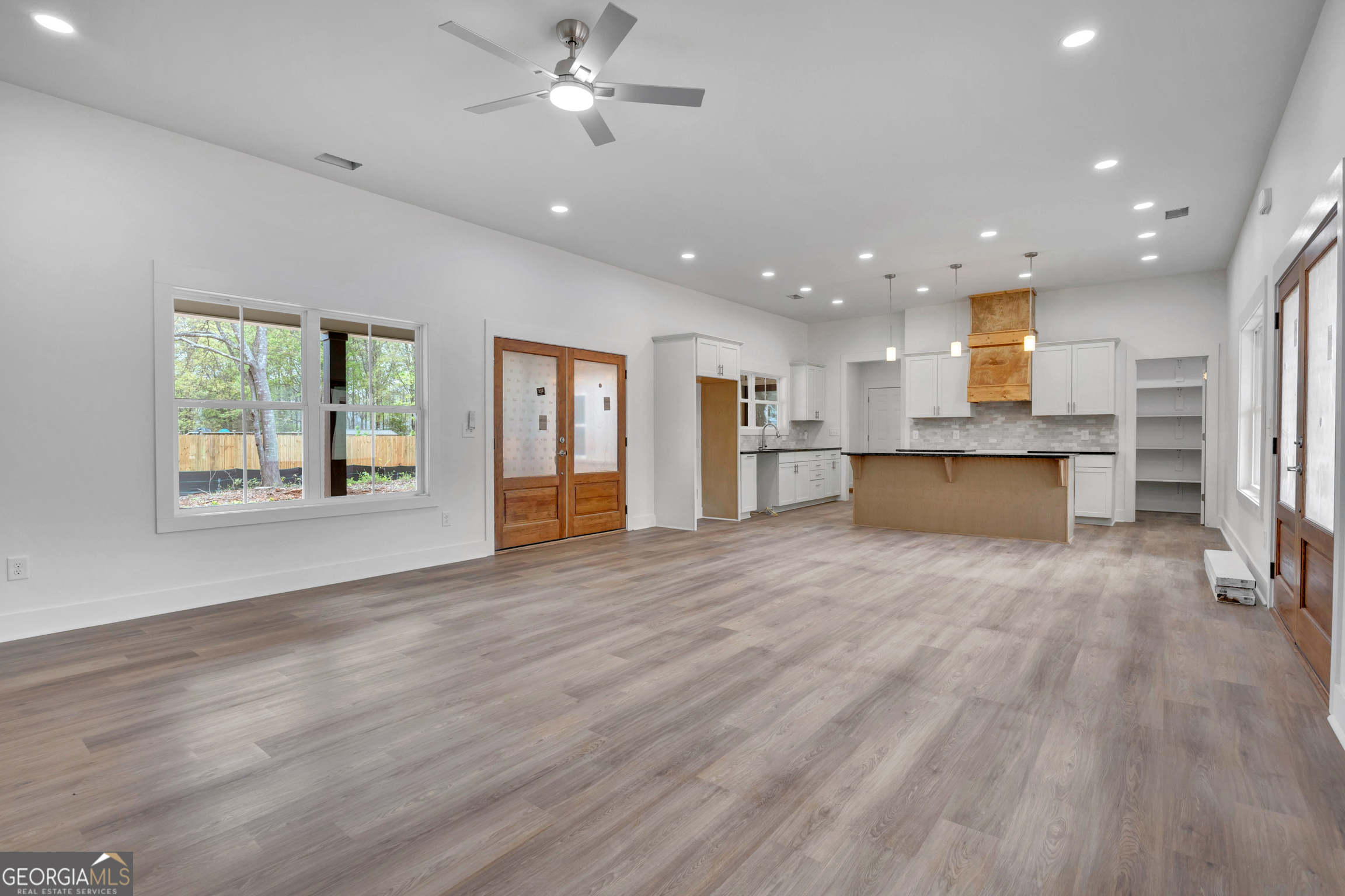108 Woodcrest Drive Property Photo 8
