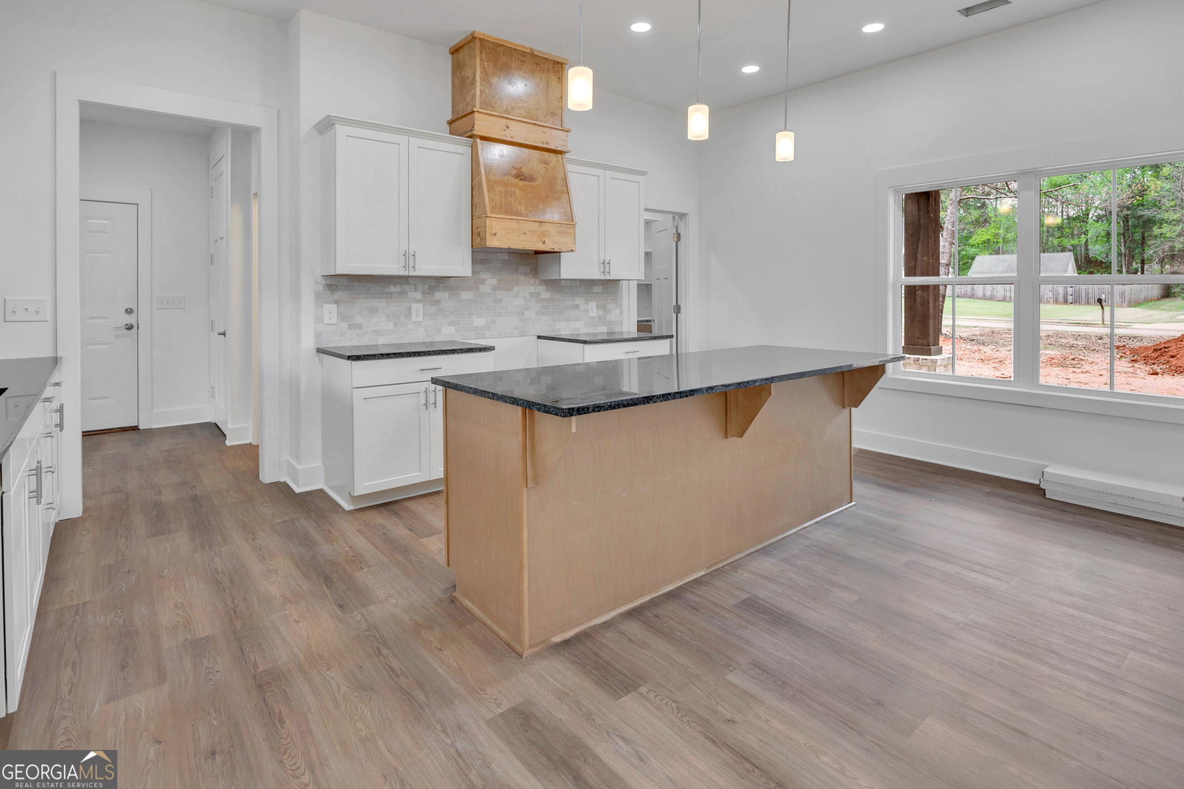 108 Woodcrest Drive Property Photo 11