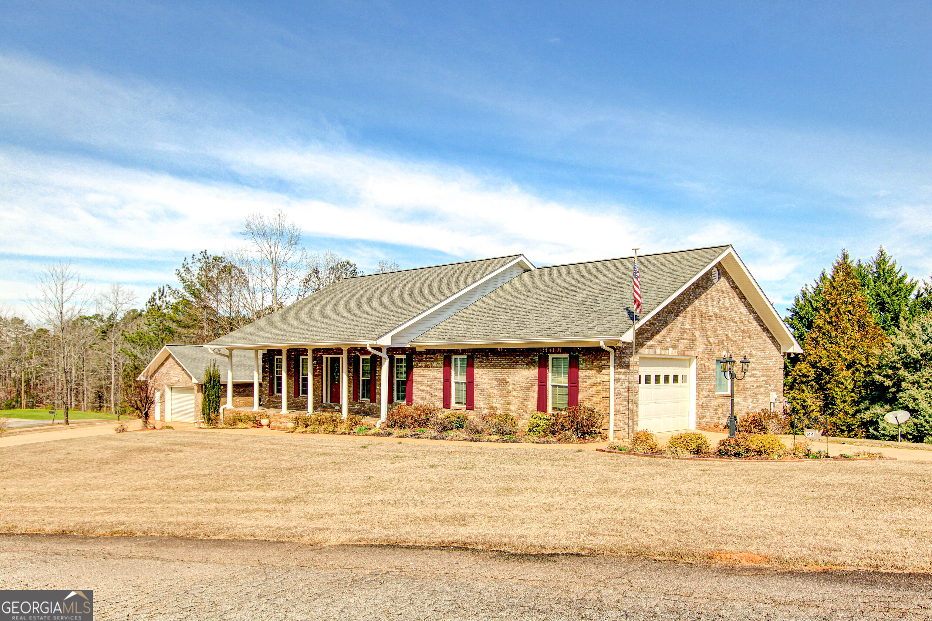 144 Bluff Circle