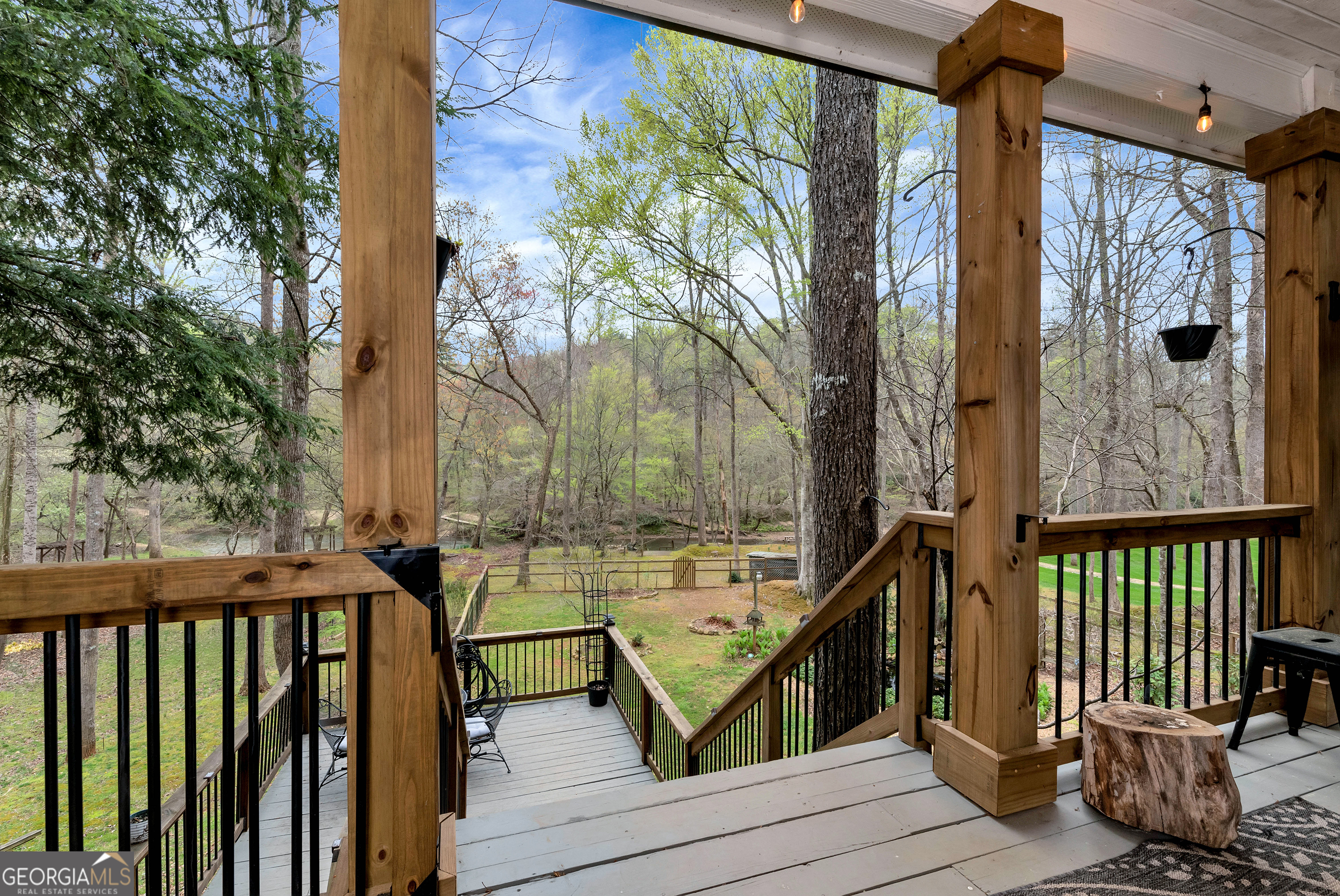 1060 Golden Avenue Property Photo 48