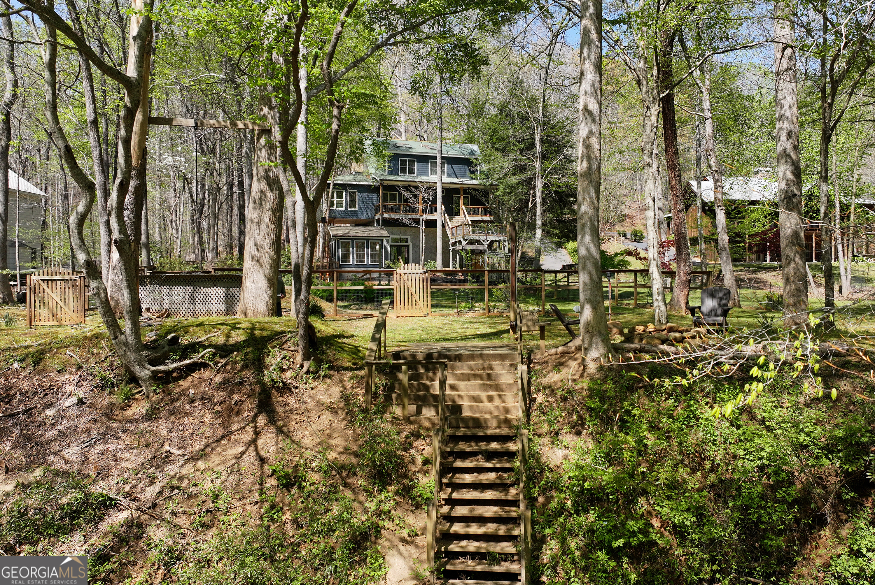 1060 Golden Avenue Property Photo 56
