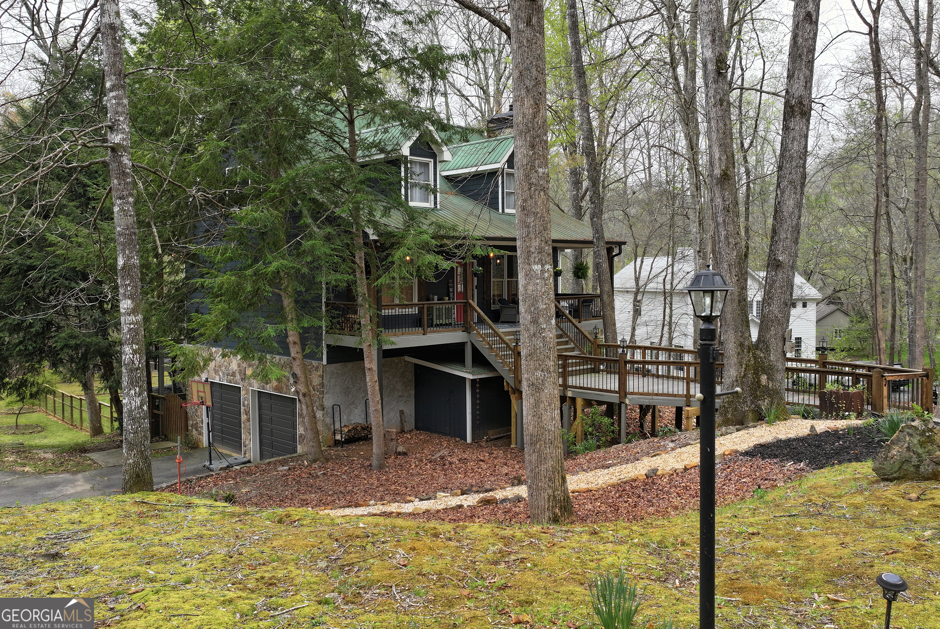 1060 Golden Avenue Property Photo 60