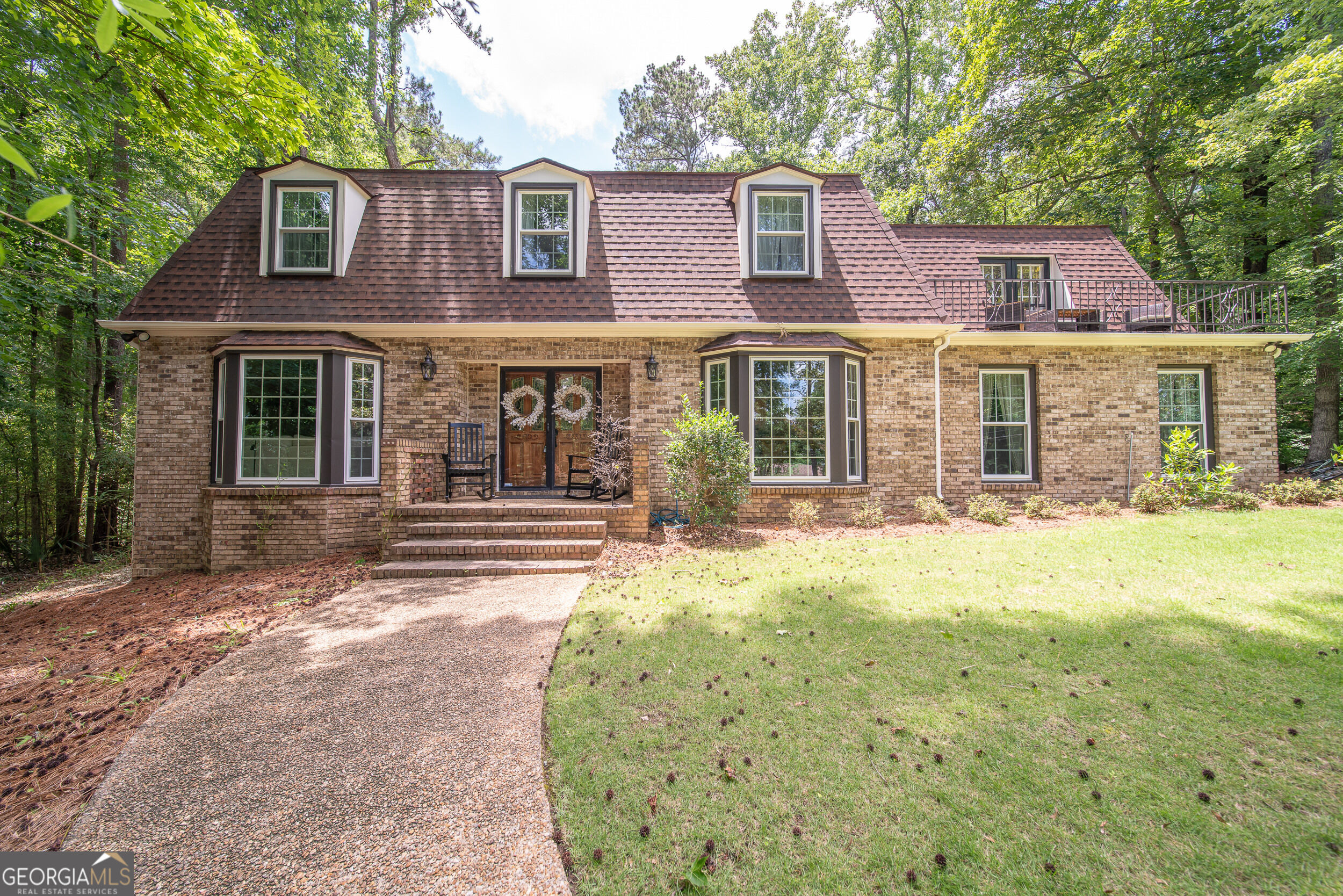 7349 Lullwater Road Property Photo 1