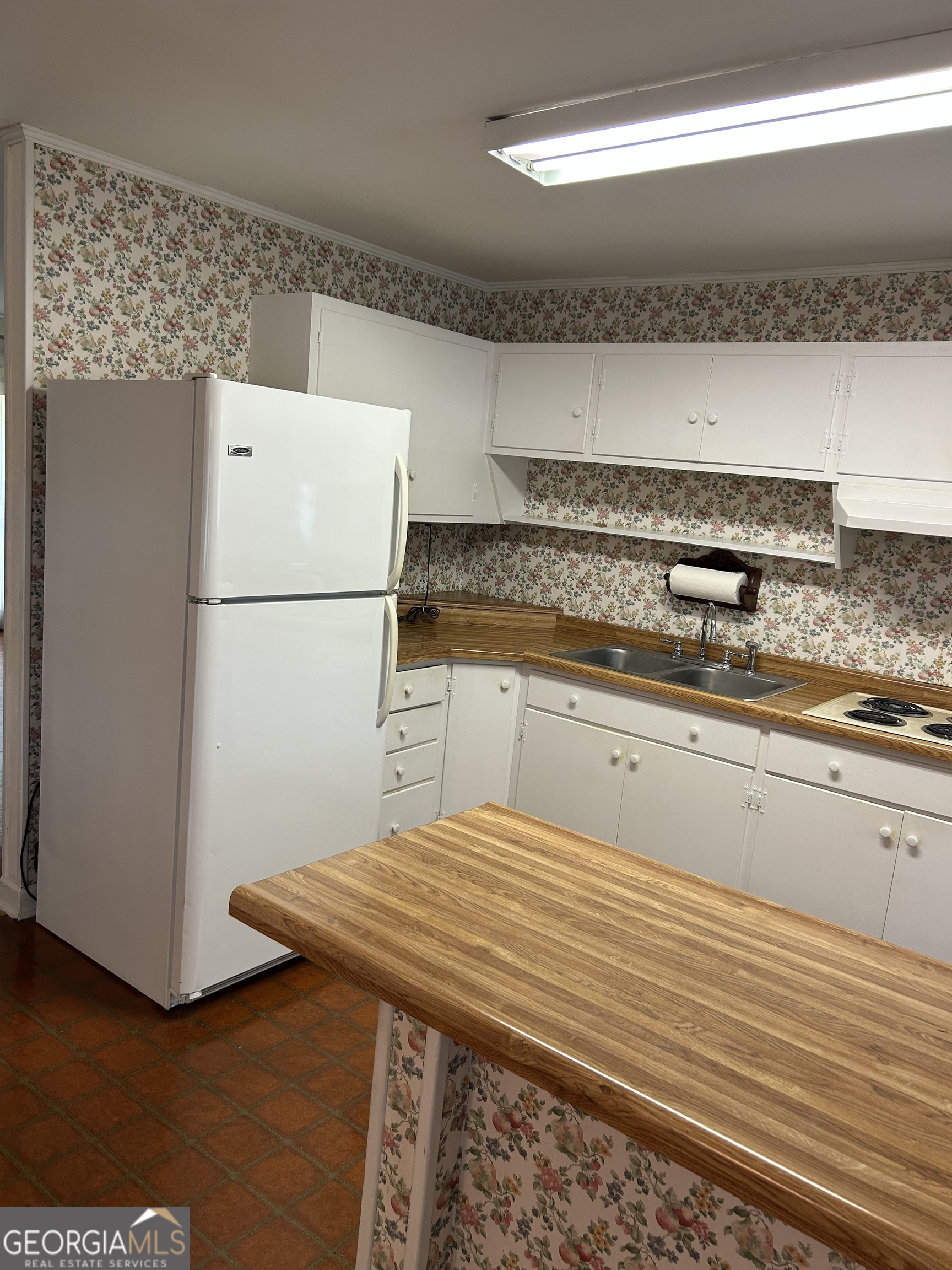 801 Cloverhurst Drive Property Photo 7