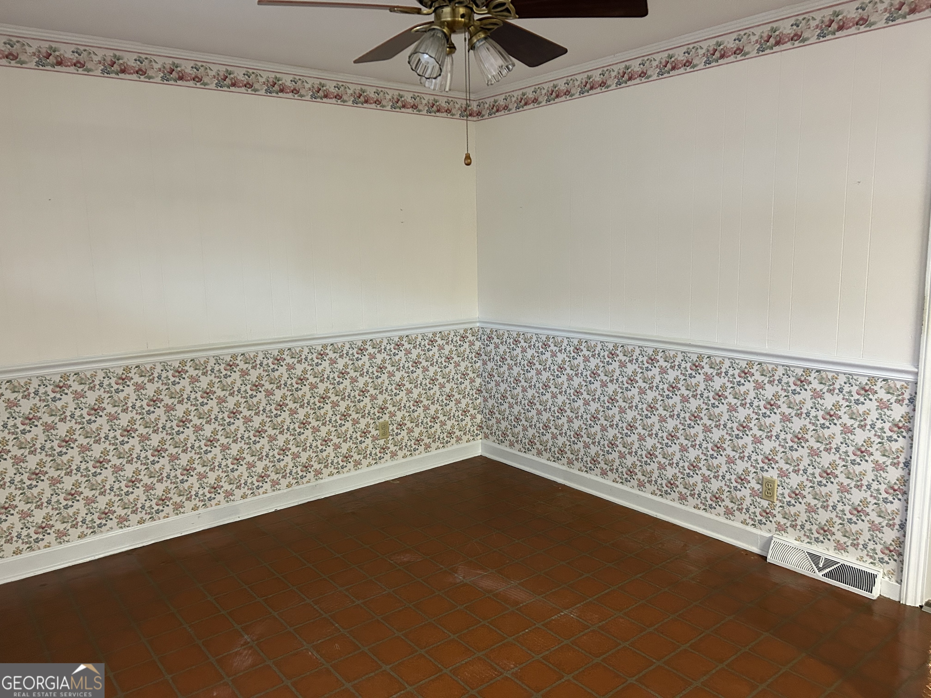 801 Cloverhurst Drive Property Photo 11