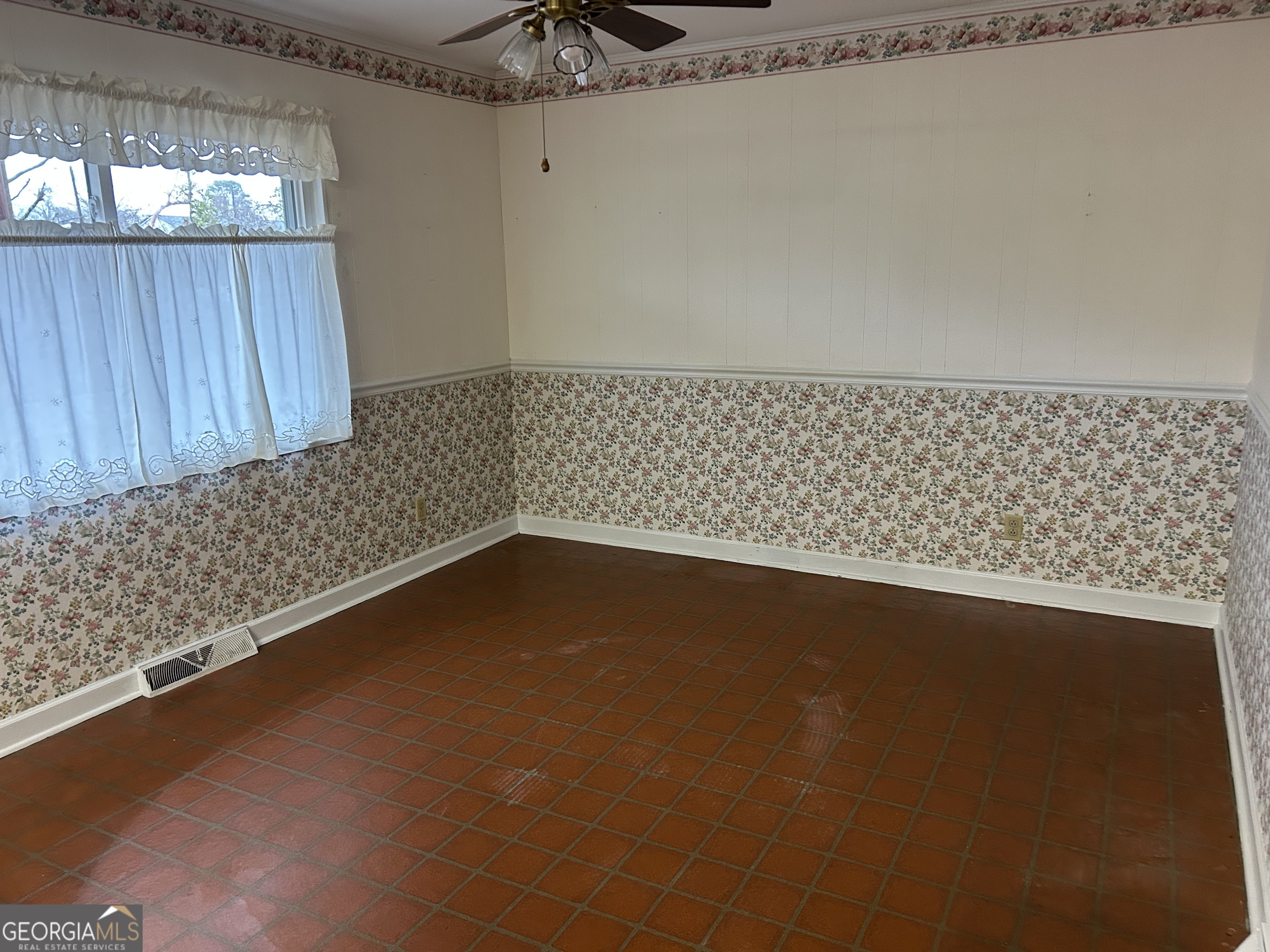 801 Cloverhurst Drive Property Photo 12