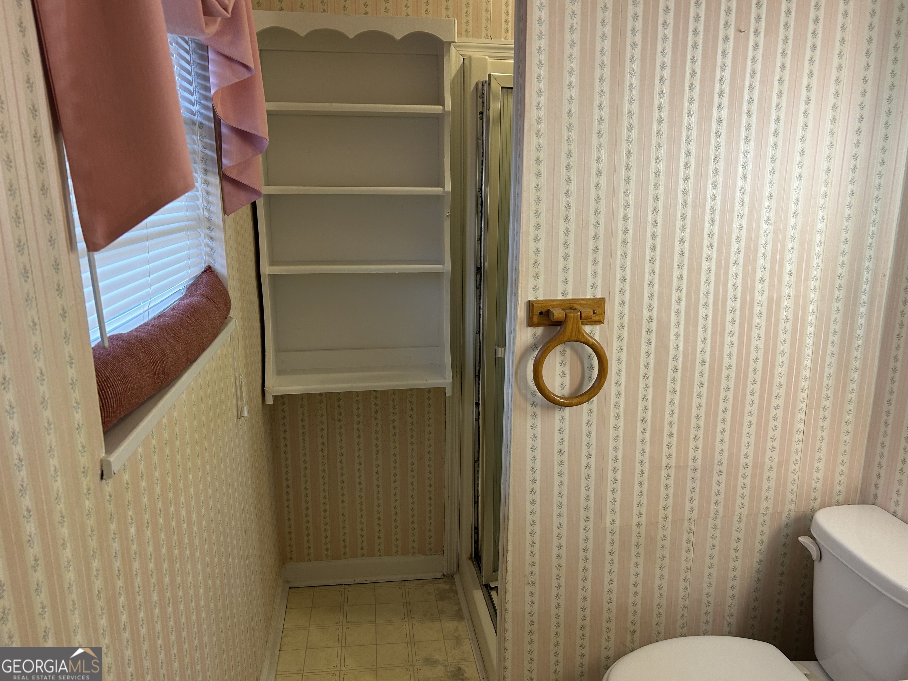 801 Cloverhurst Drive Property Photo 15
