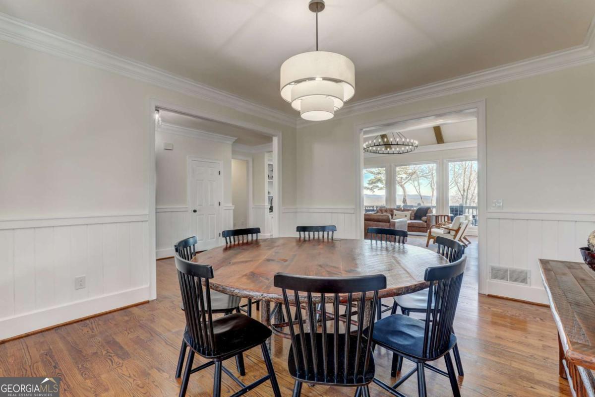 1492 Mcelroy Mountain Drive Property Photo 3