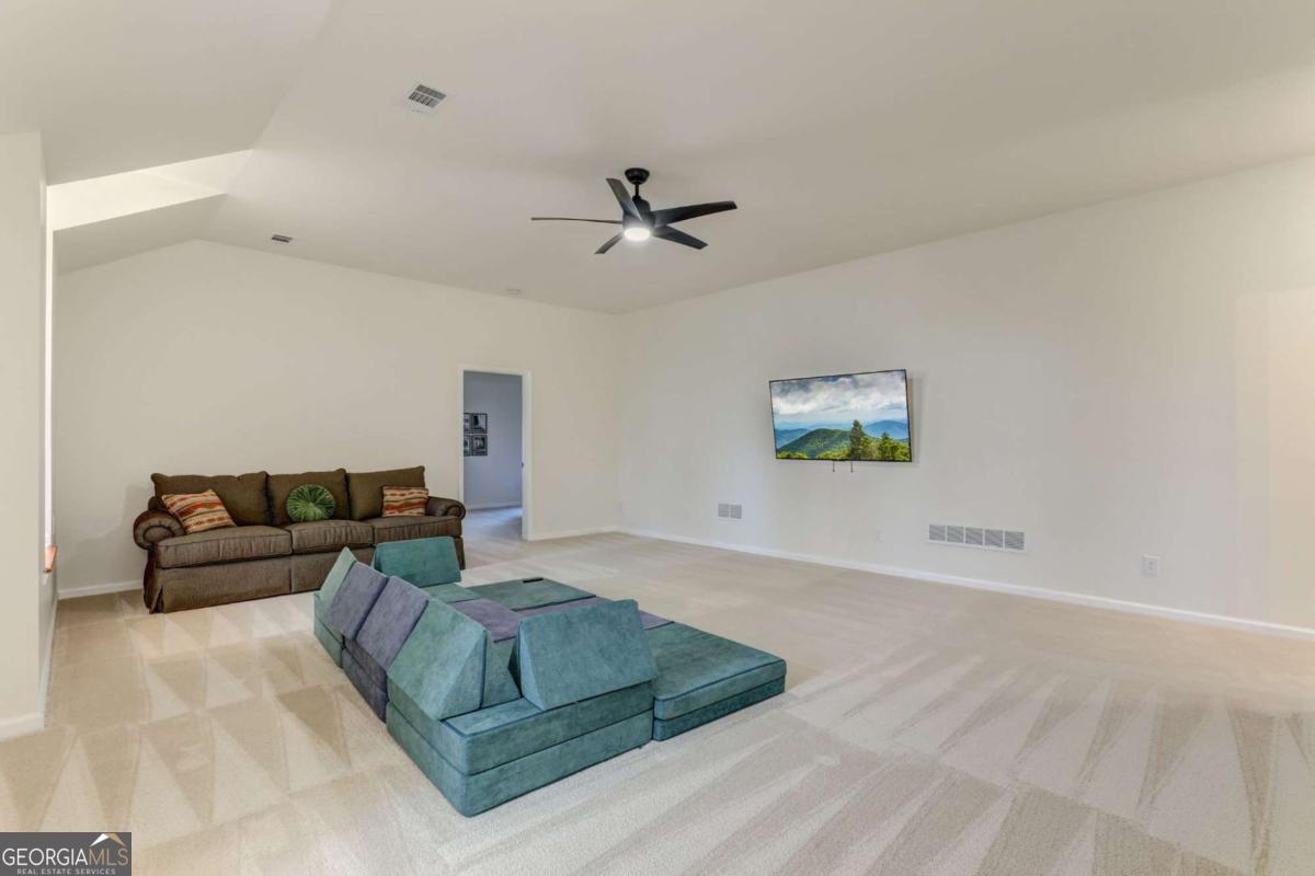 1492 Mcelroy Mountain Drive Property Photo 30