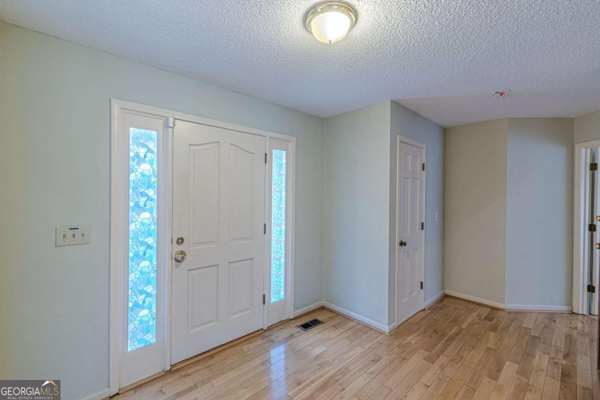 1380 Elliott Road Property Photo 5