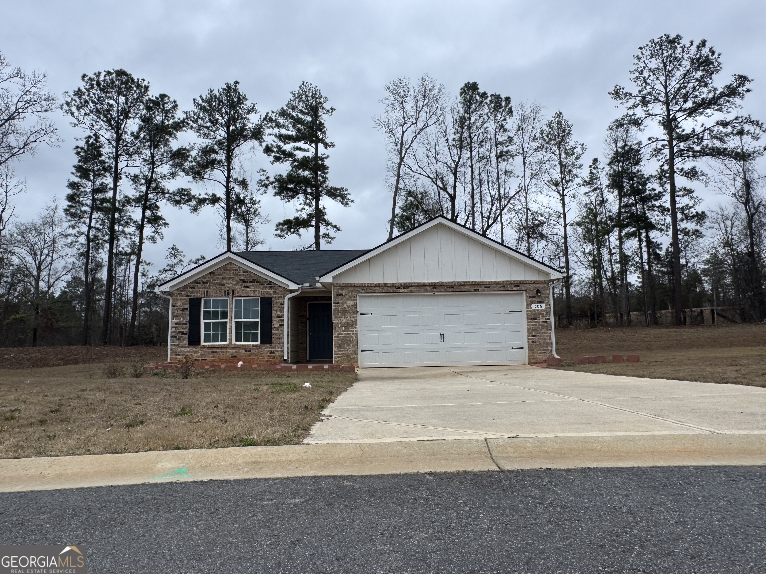 506 Pine Meadows Court Property Photo 2