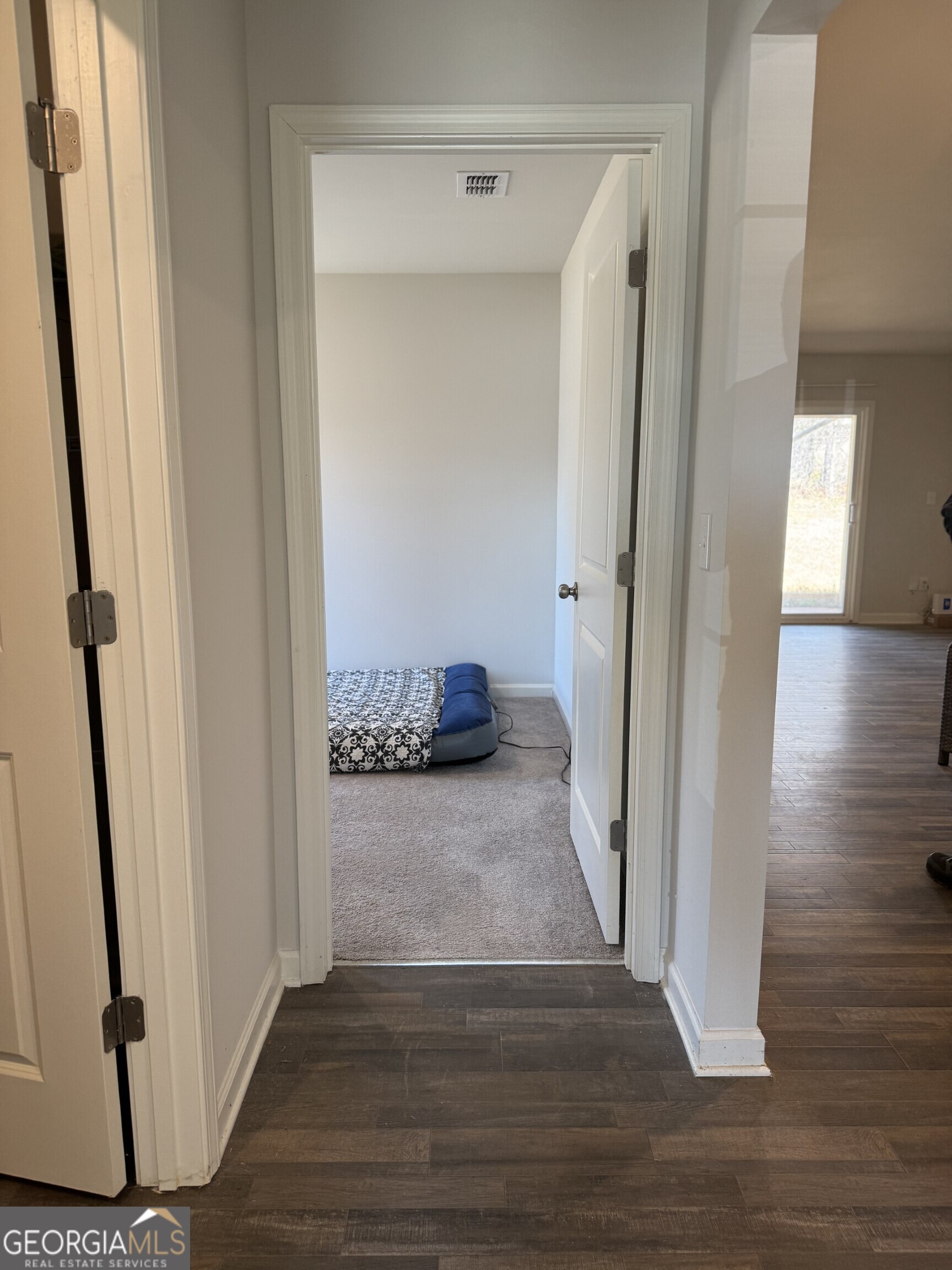 506 Pine Meadows Court Property Photo 11