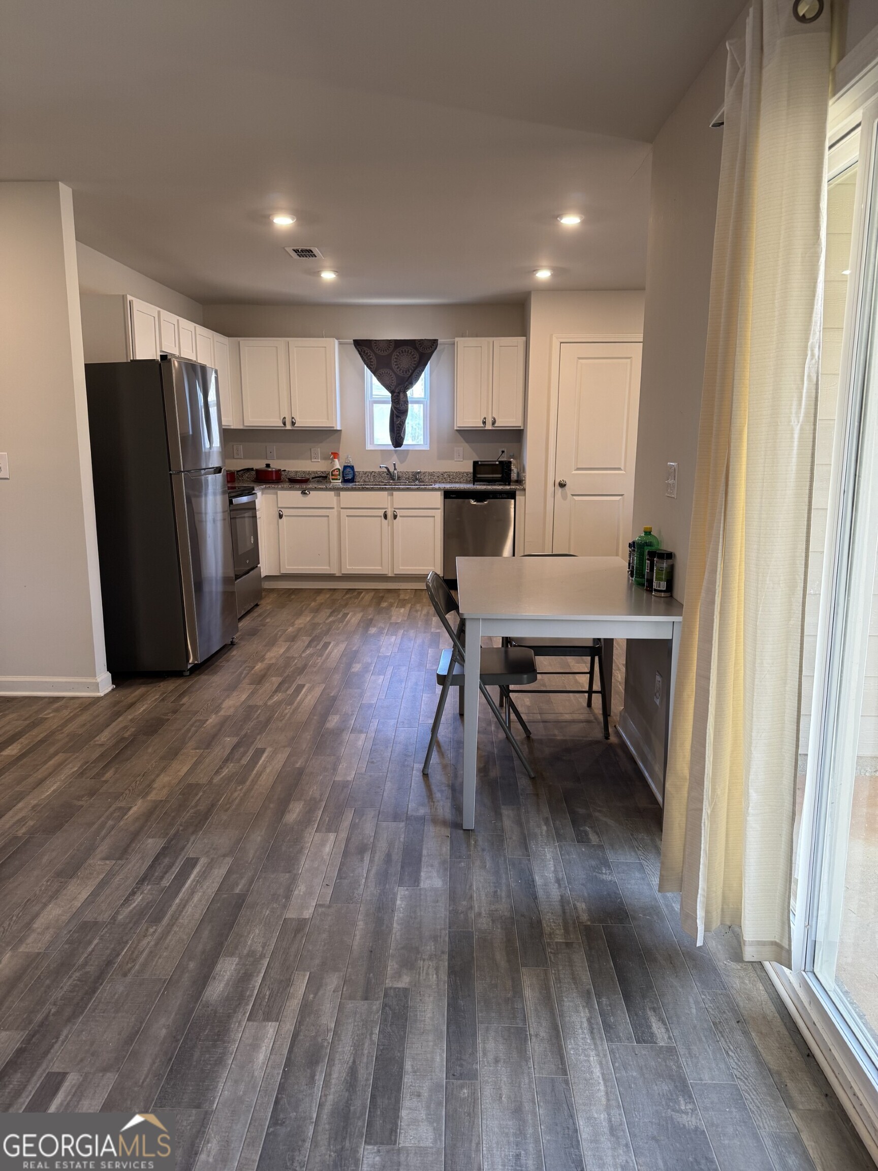 506 Pine Meadows Court Property Photo 18