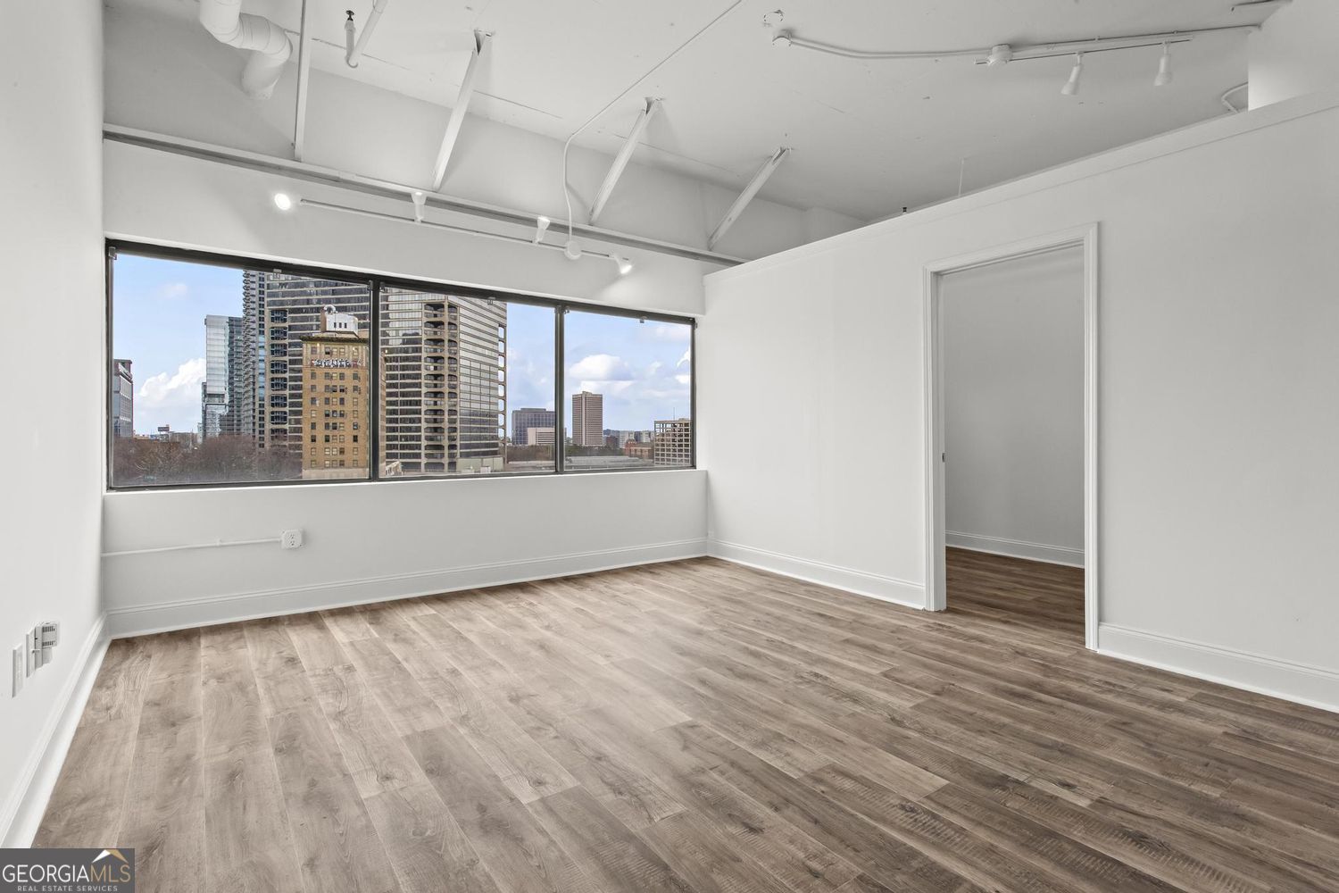 120 Ralph Mcgill Boulevard Ne # 703 Property Photo 5