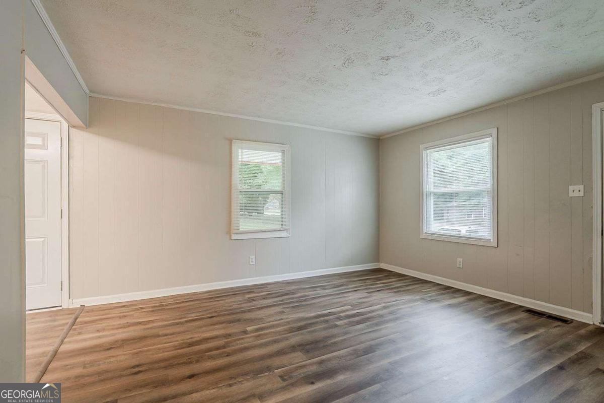3633 Bunker Hill Drive Sw Property Photo 14