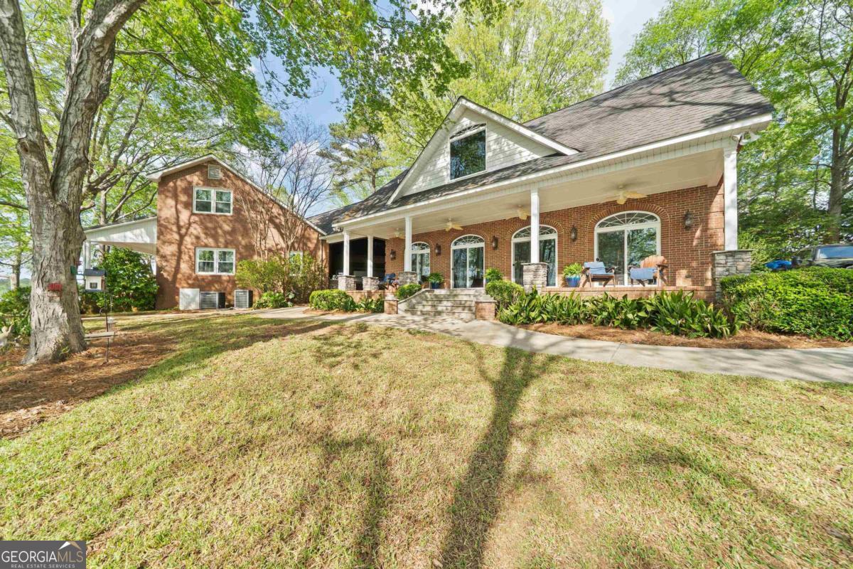 390 Nw David Williams Road Property Photo 5