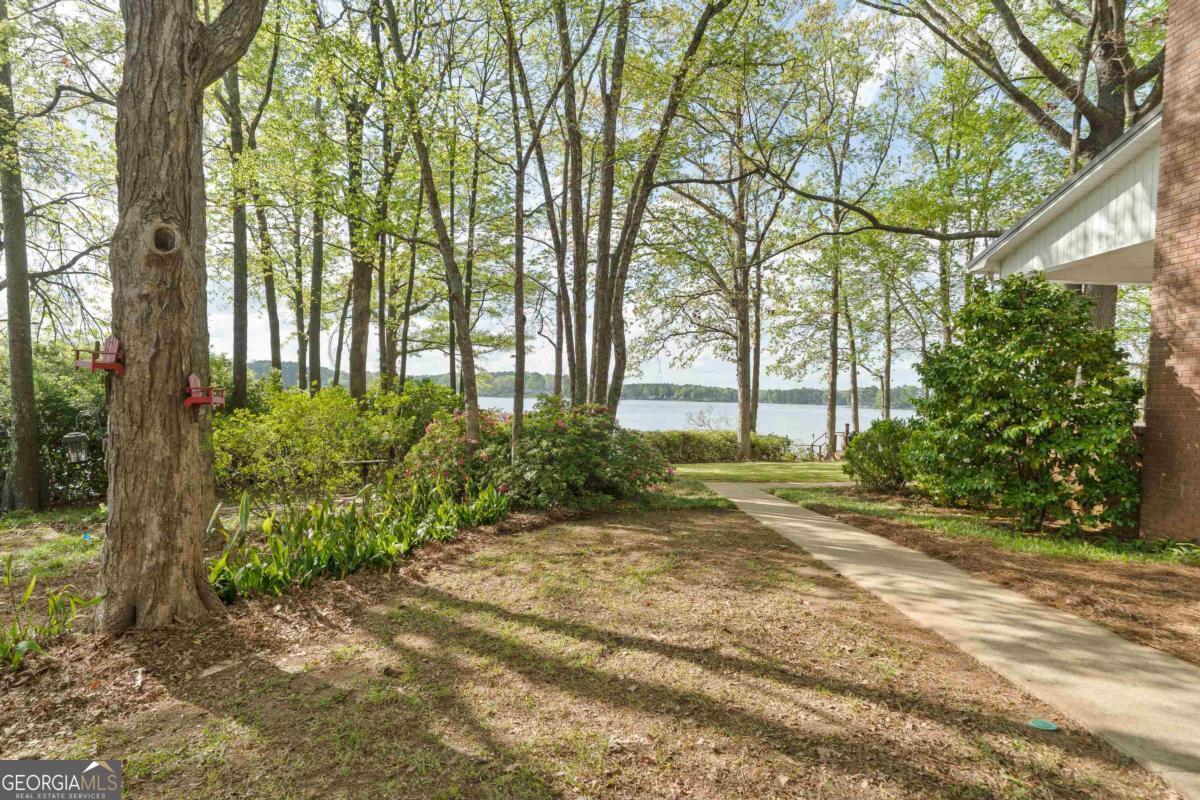 390 Nw David Williams Road Property Photo 6