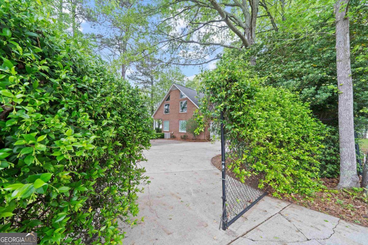 390 Nw David Williams Road Property Photo 16