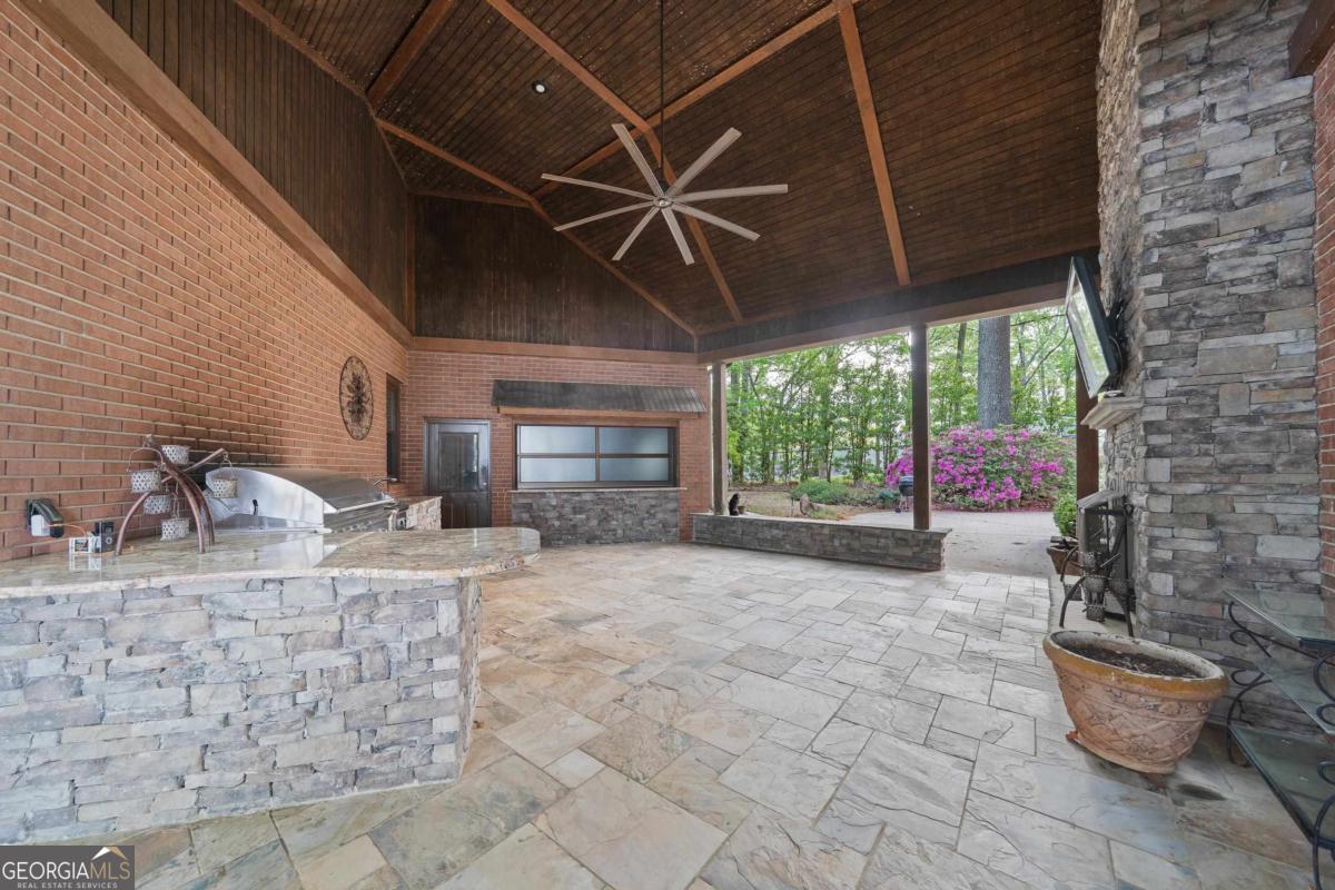 390 Nw David Williams Road Property Photo 19