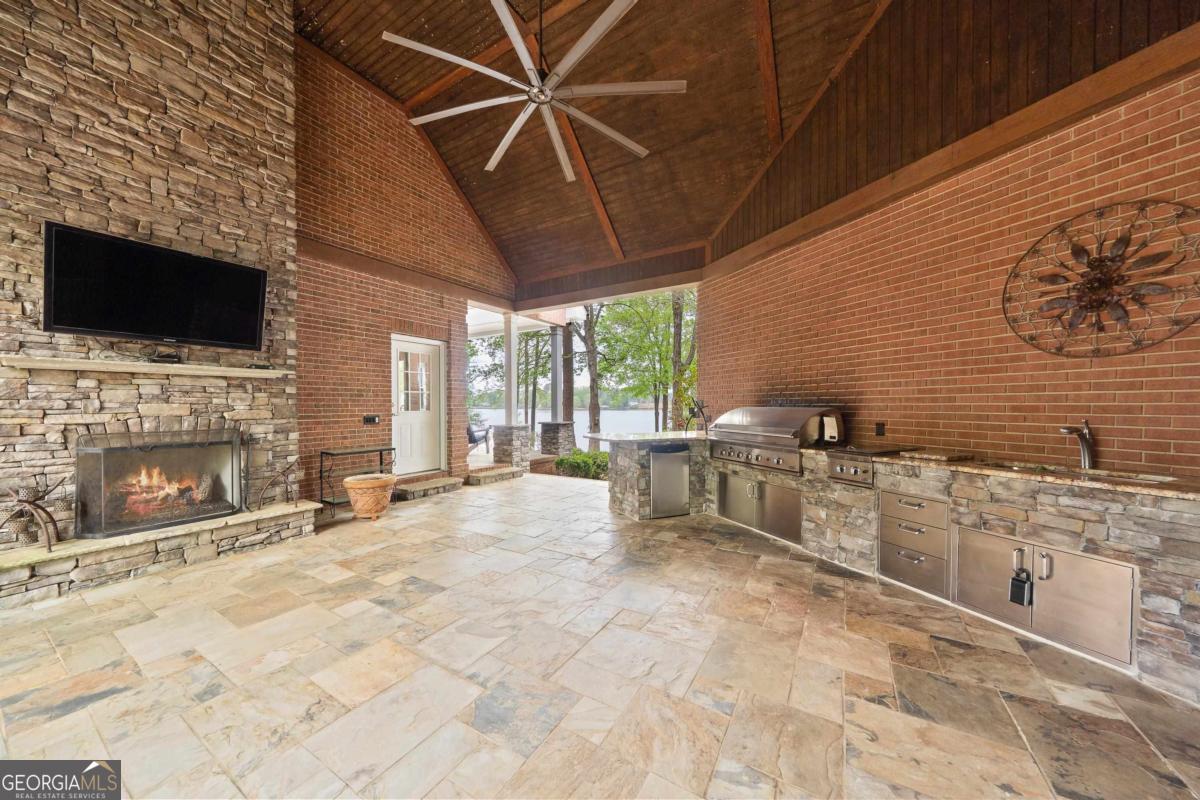 390 Nw David Williams Road Property Photo 20