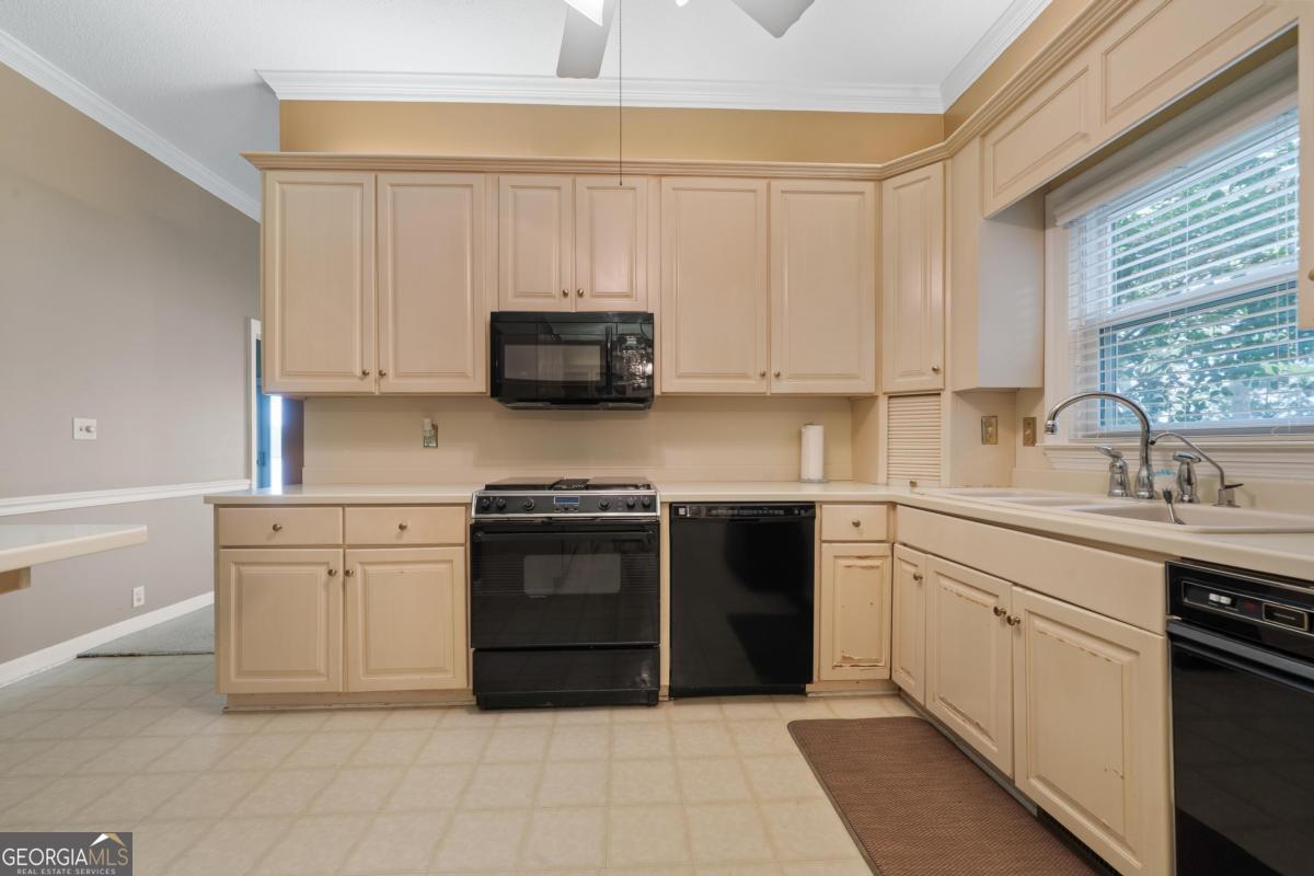 390 Nw David Williams Road Property Photo 35