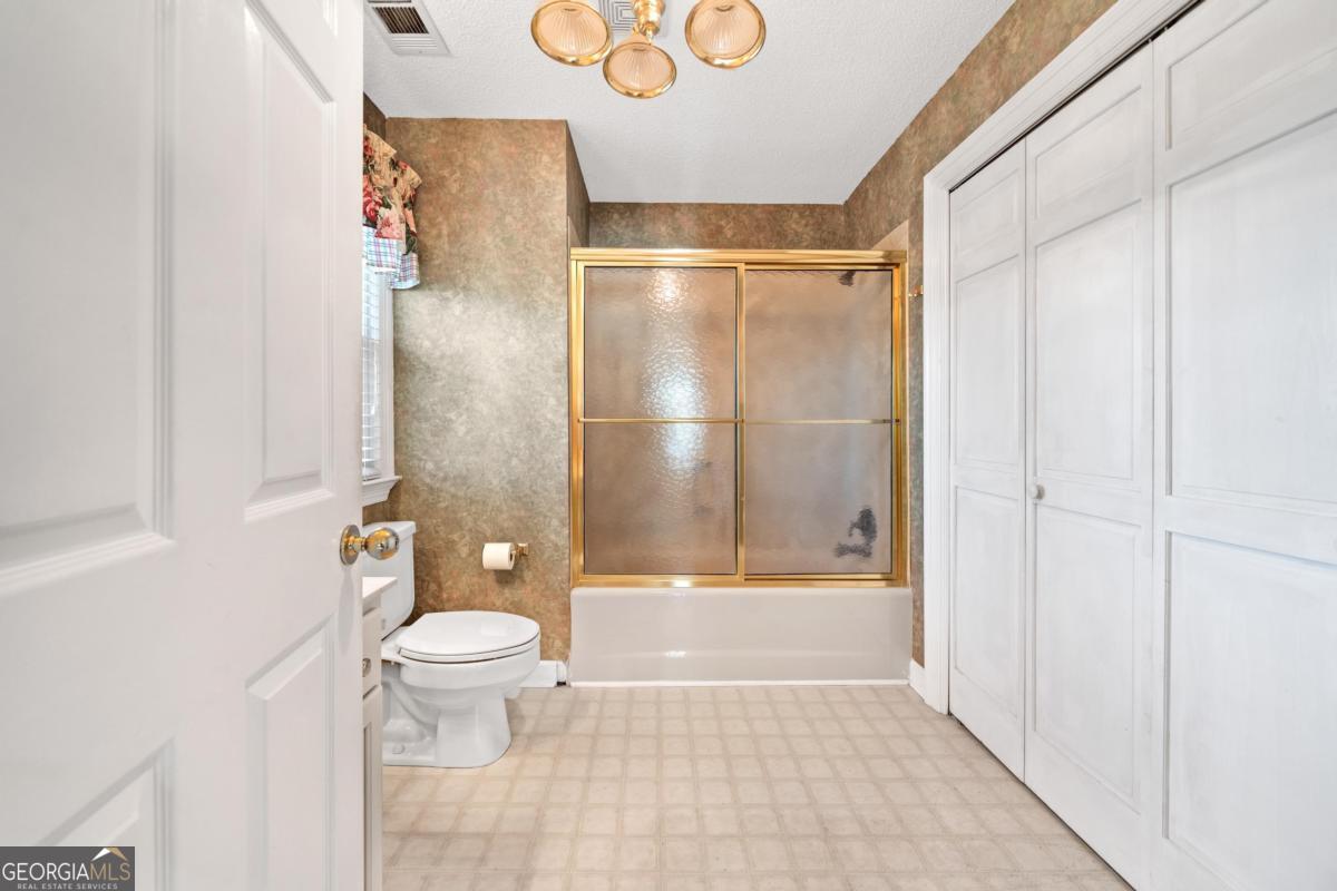 390 Nw David Williams Road Property Photo 44