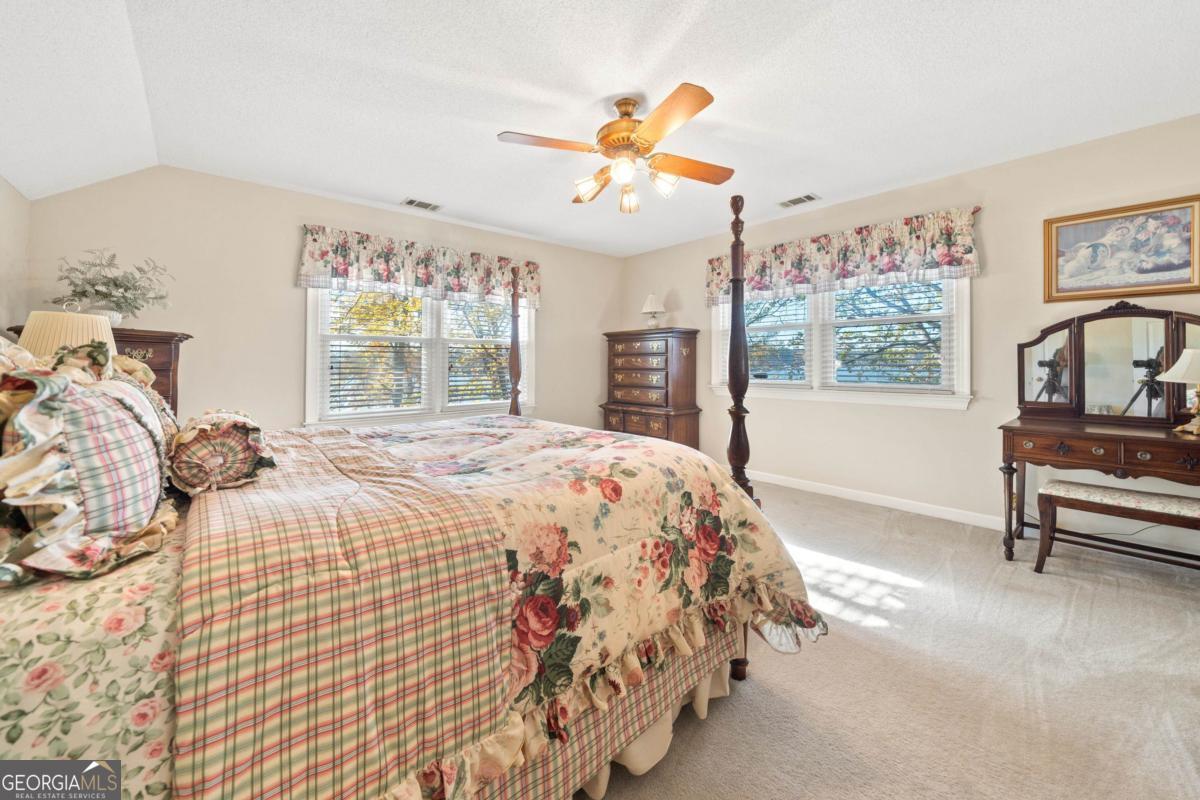 390 Nw David Williams Road Property Photo 47