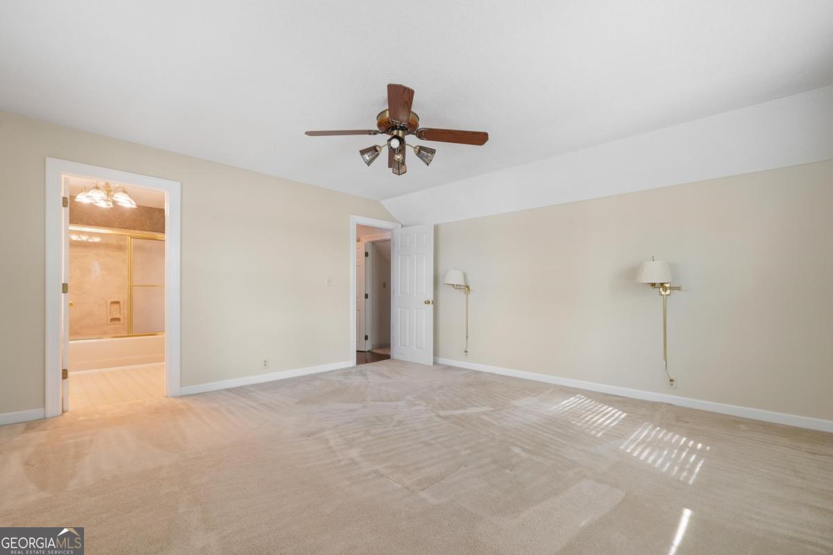 390 Nw David Williams Road Property Photo 56