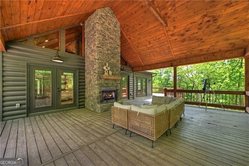 346 Logan Drive Property Photo 8