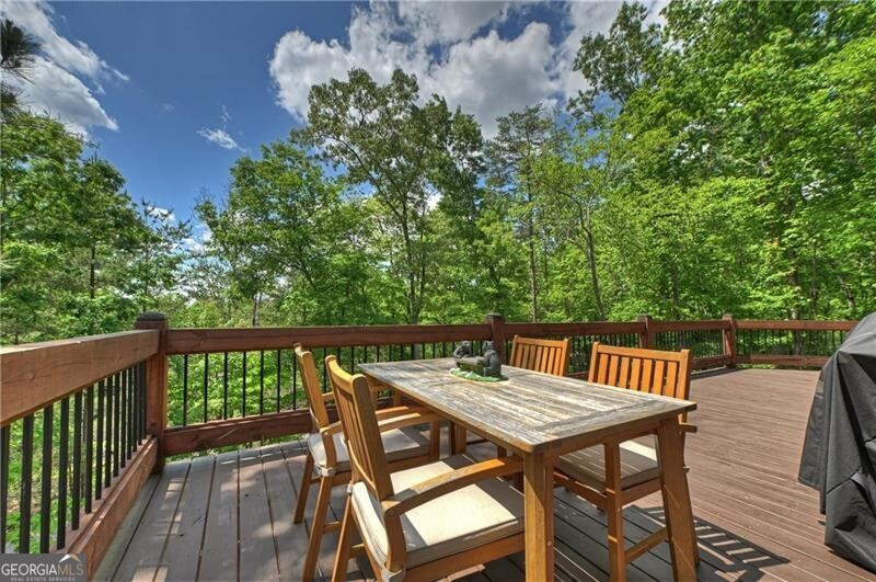 346 Logan Drive Property Photo 12