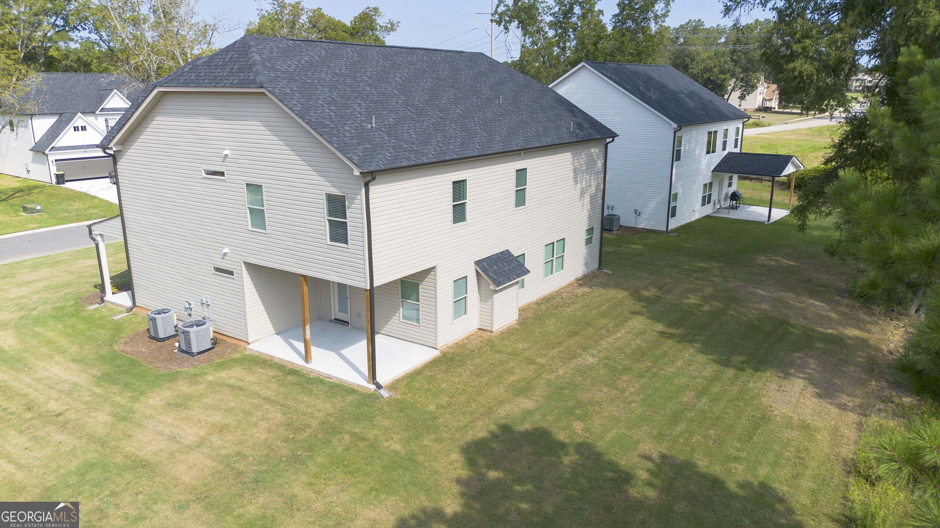 121 Bluecoat Trail Property Photo 4