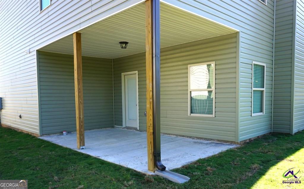 121 Bluecoat Trail Property Photo 5