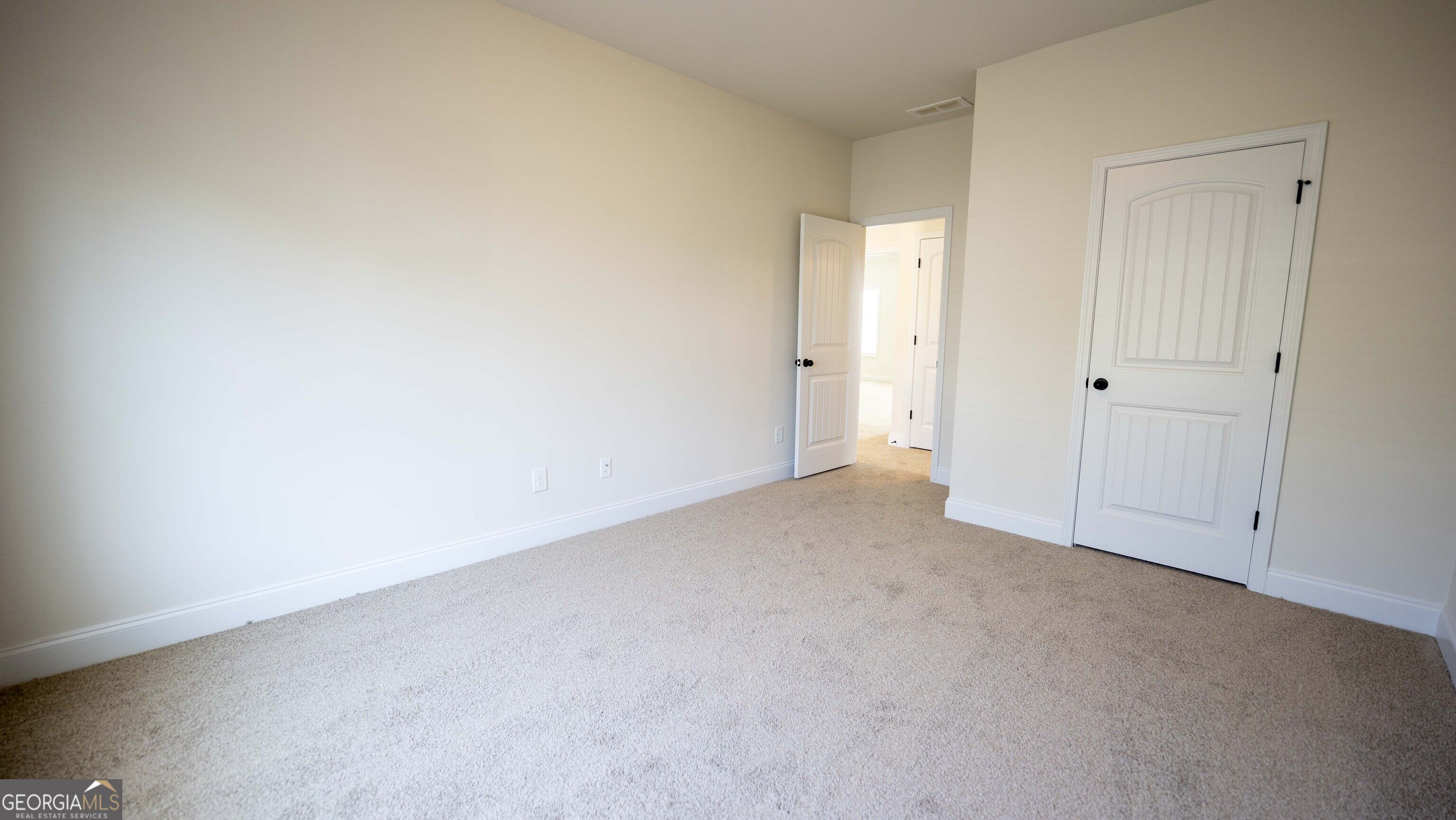 121 Bluecoat Trail Property Photo 31