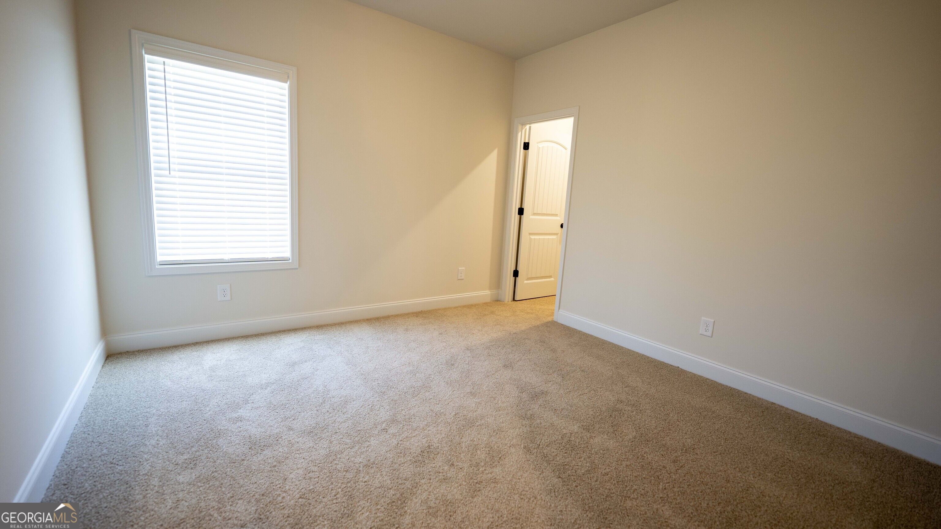 121 Bluecoat Trail Property Photo 37