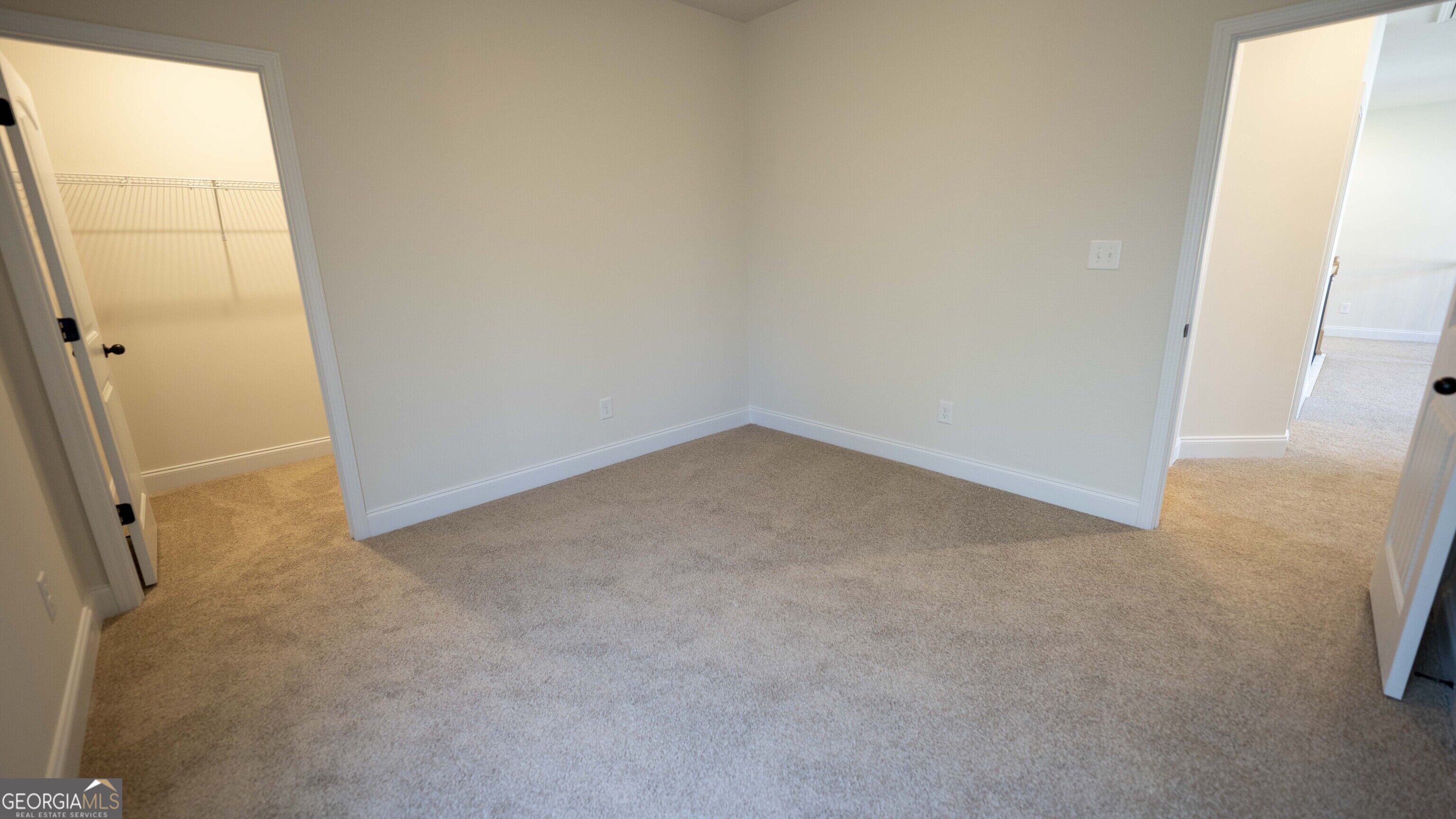 121 Bluecoat Trail Property Photo 38