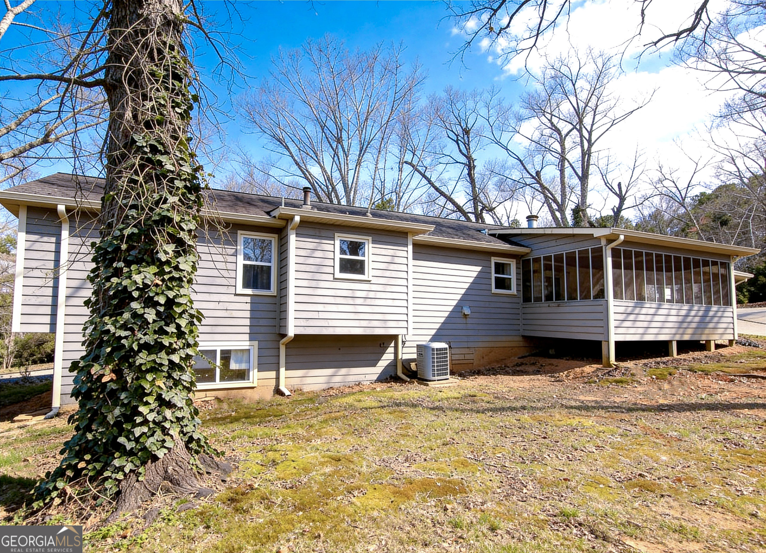 4085 Bent Oak Court Property Photo 3