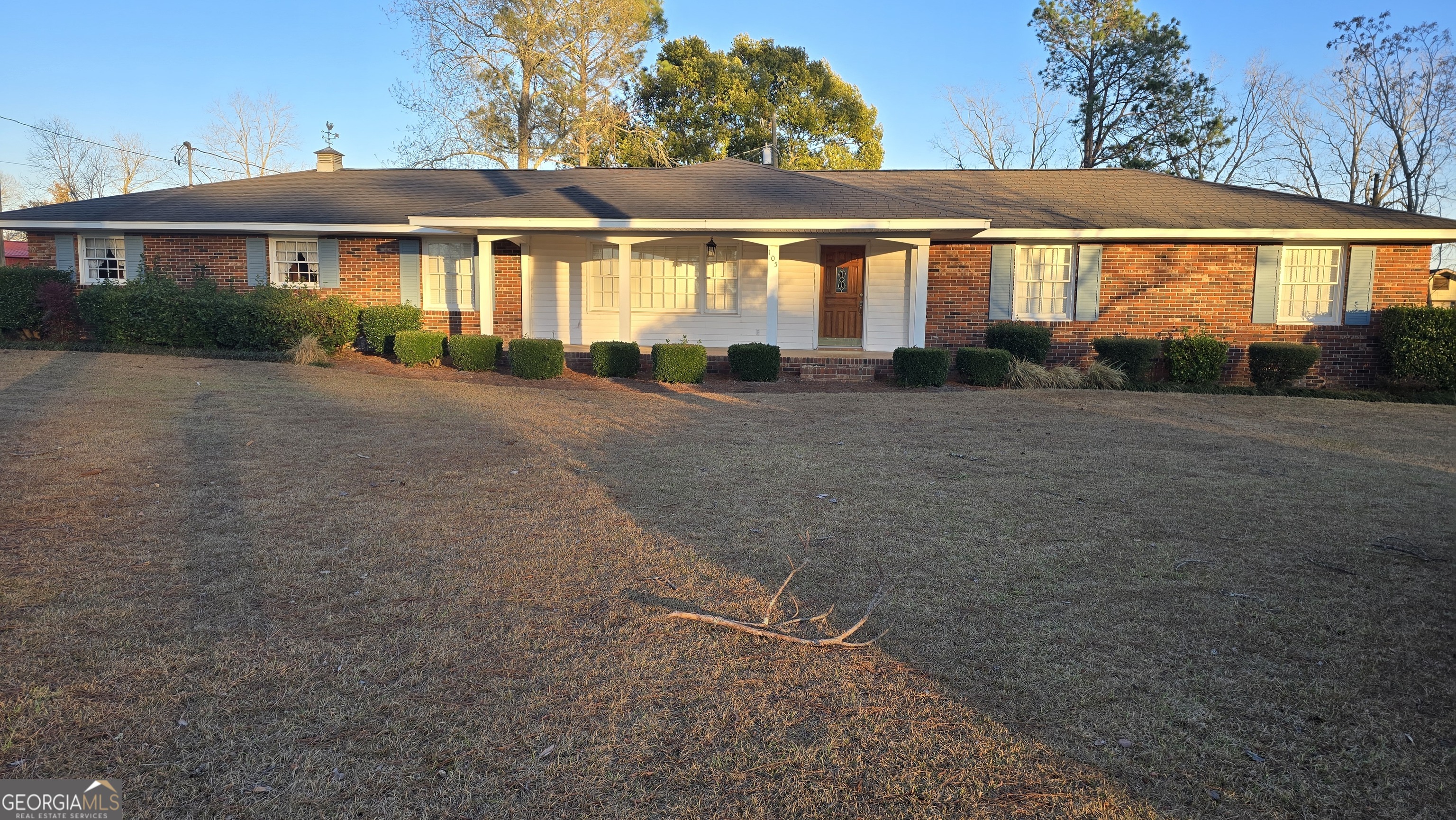 105 Rosemont Road Property Photo 1