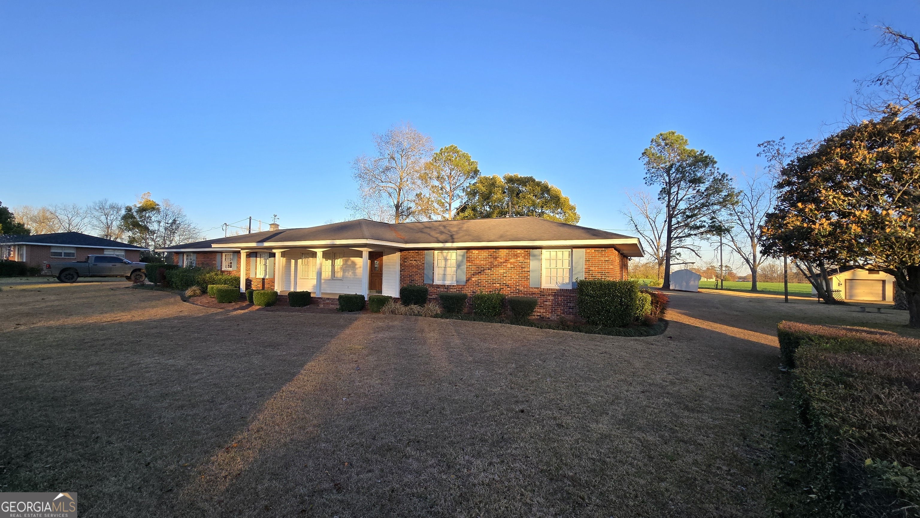 105 Rosemont Road Property Photo 2