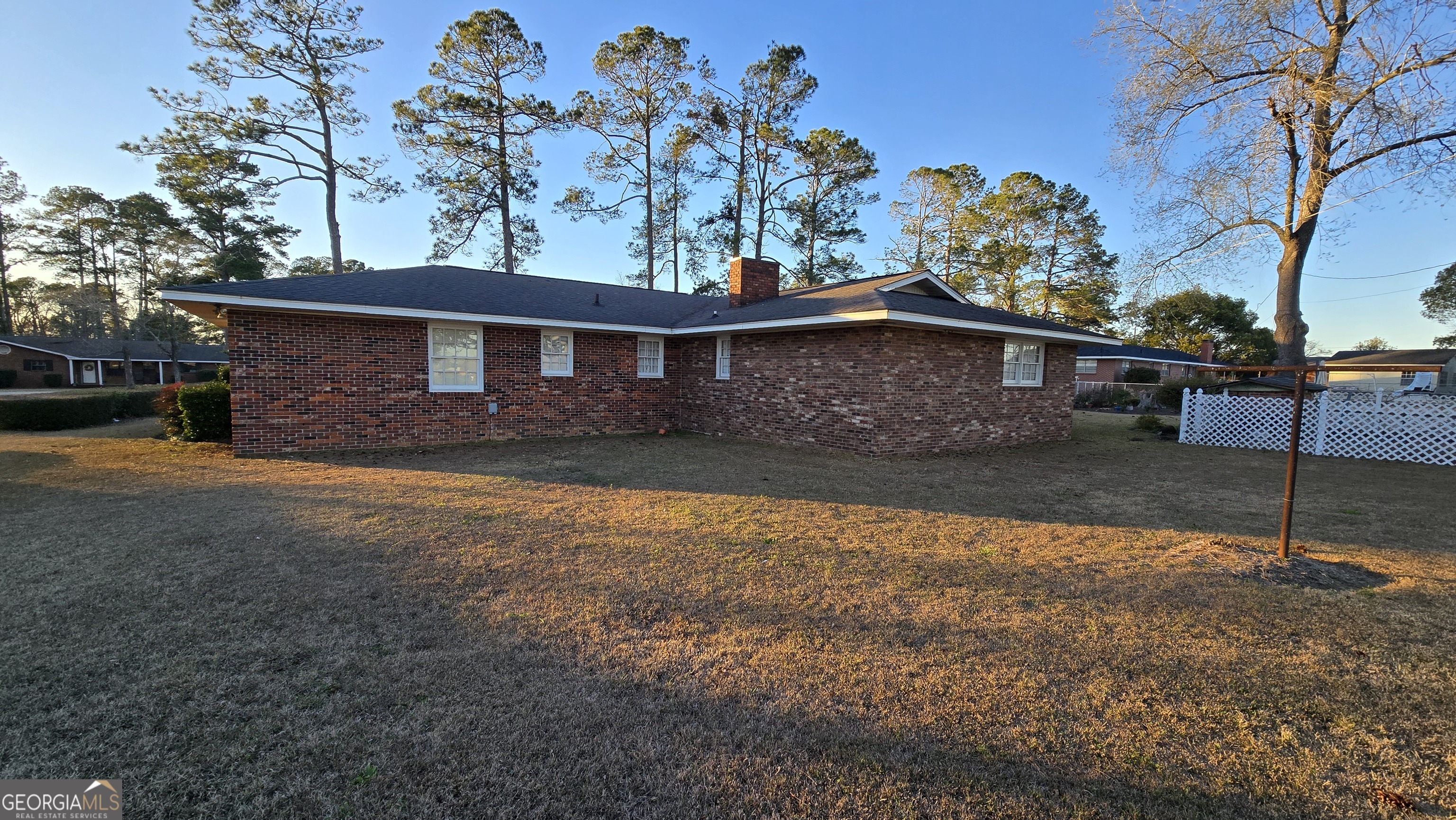 105 Rosemont Road Property Photo 4