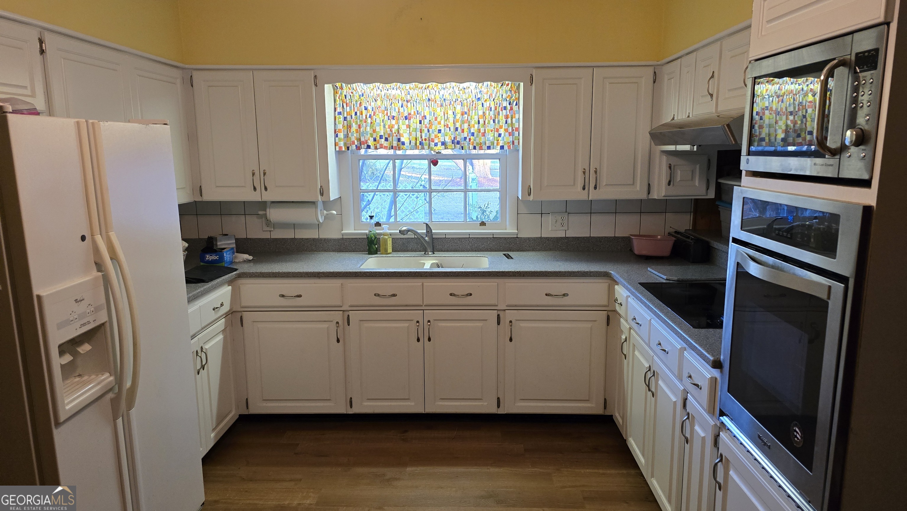 105 Rosemont Road Property Photo 7